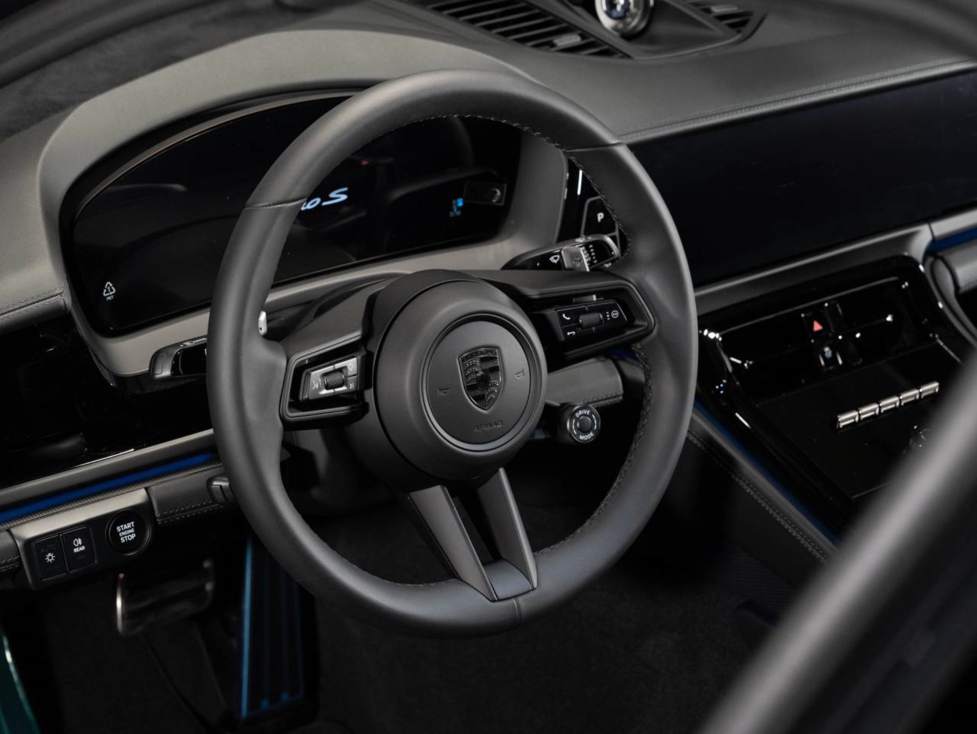 PORSCHE Panamera Turbo S E-Hybrid-image-8