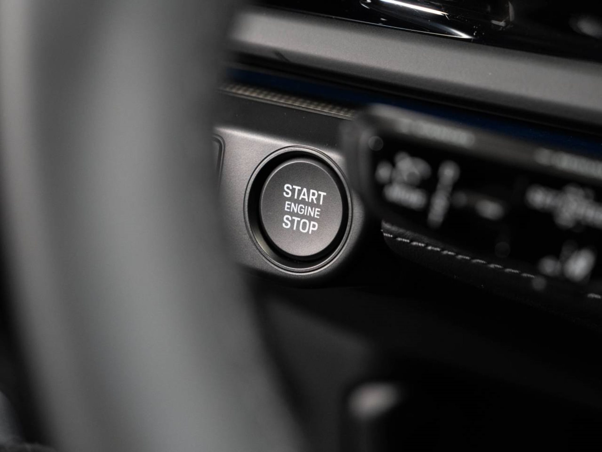 PORSCHE Panamera Turbo S E-Hybrid-image-12