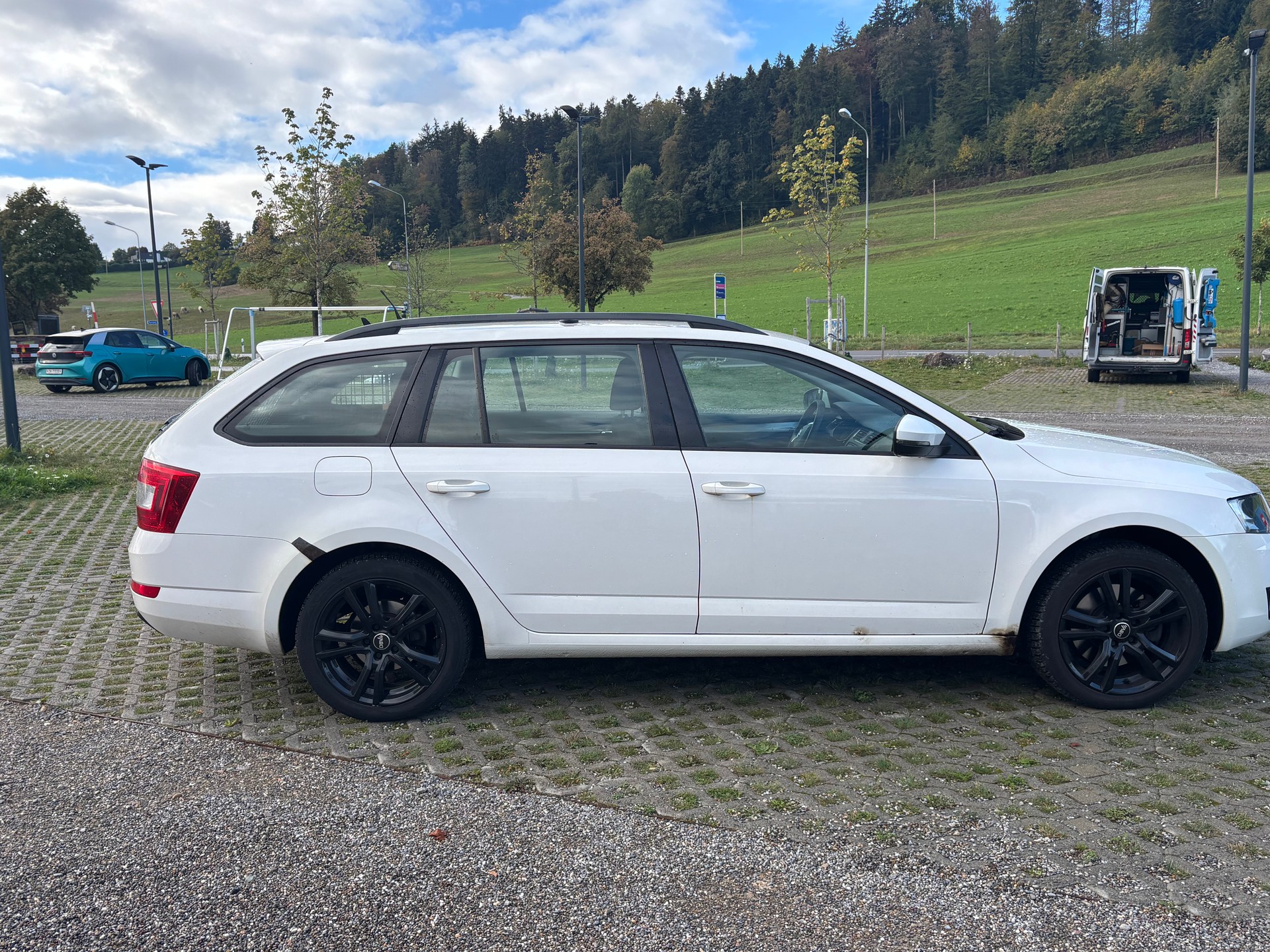 SKODA 1.8 TSI Ambition 4x4 DSG-image-4