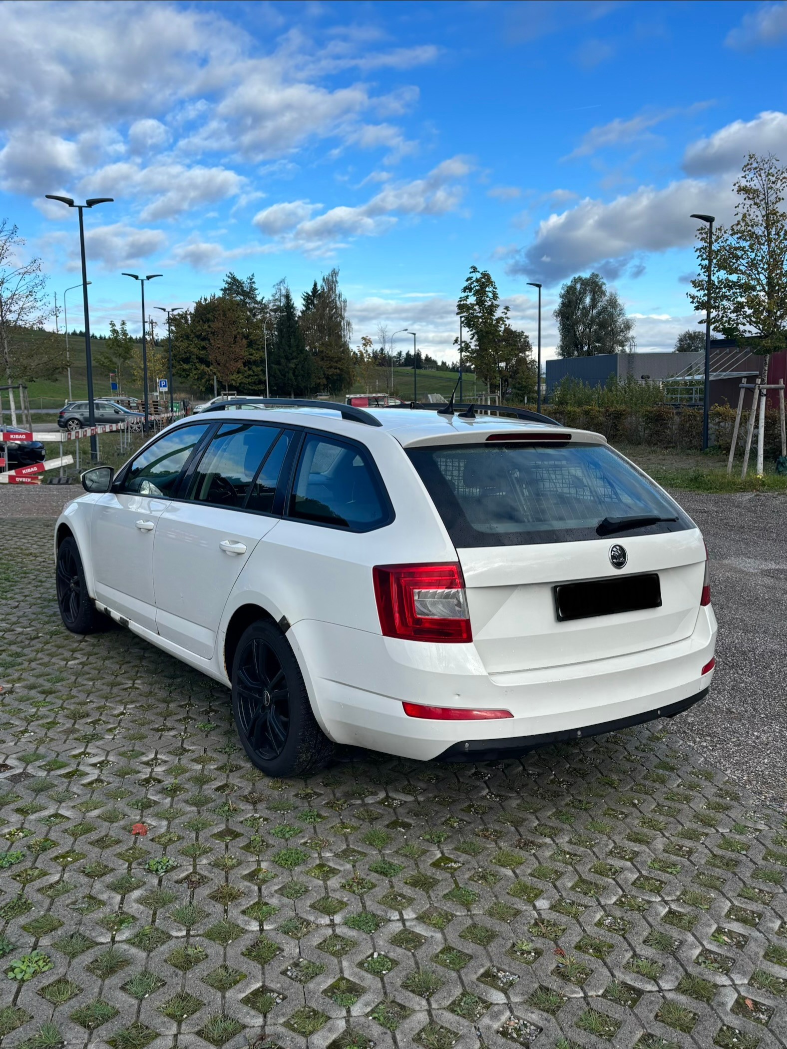 SKODA 1.8 TSI Ambition 4x4 DSG-image-2