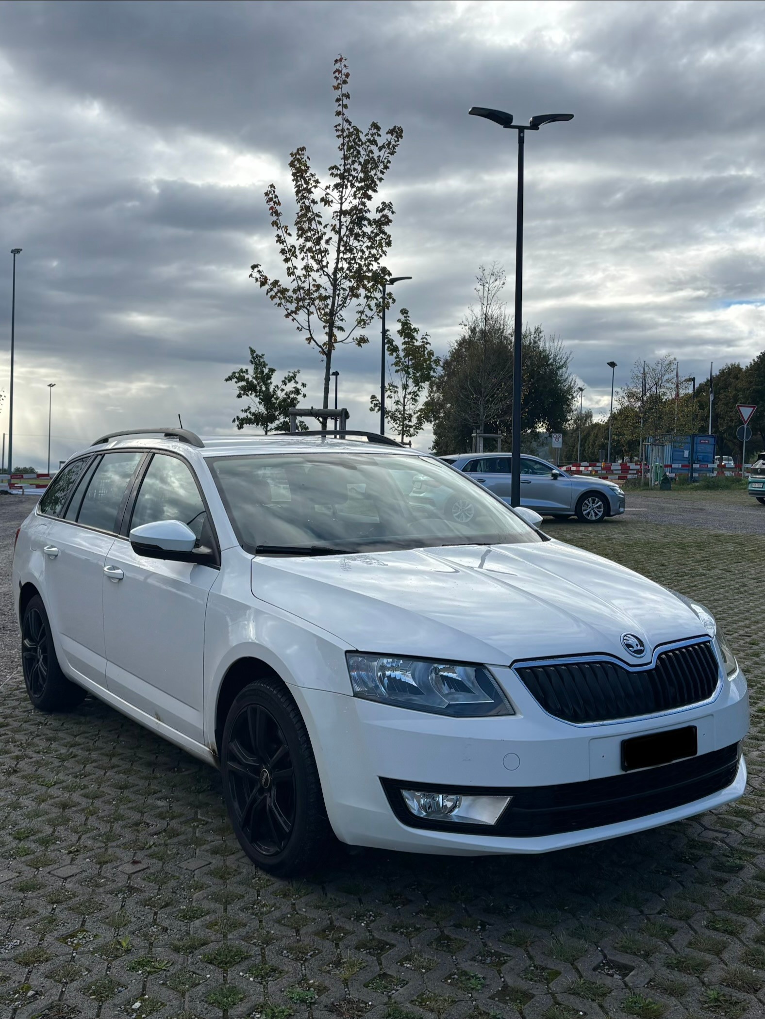 SKODA 1.8 TSI Ambition 4x4 DSG-image-5