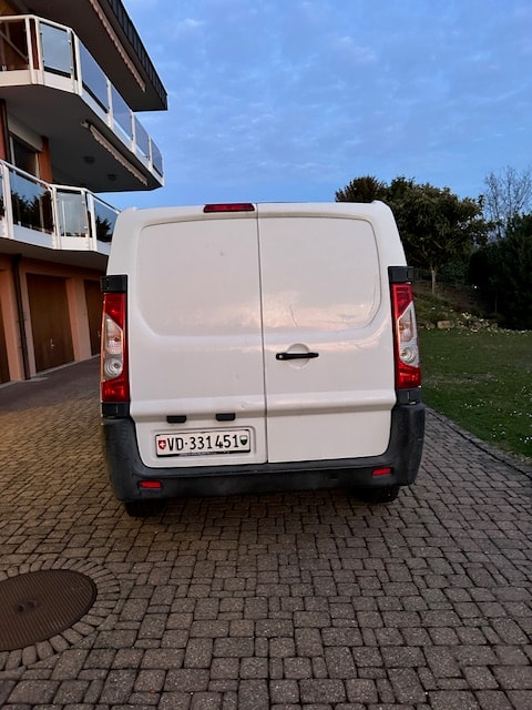 PEUGEOT 2.0 HDI 130-image-1