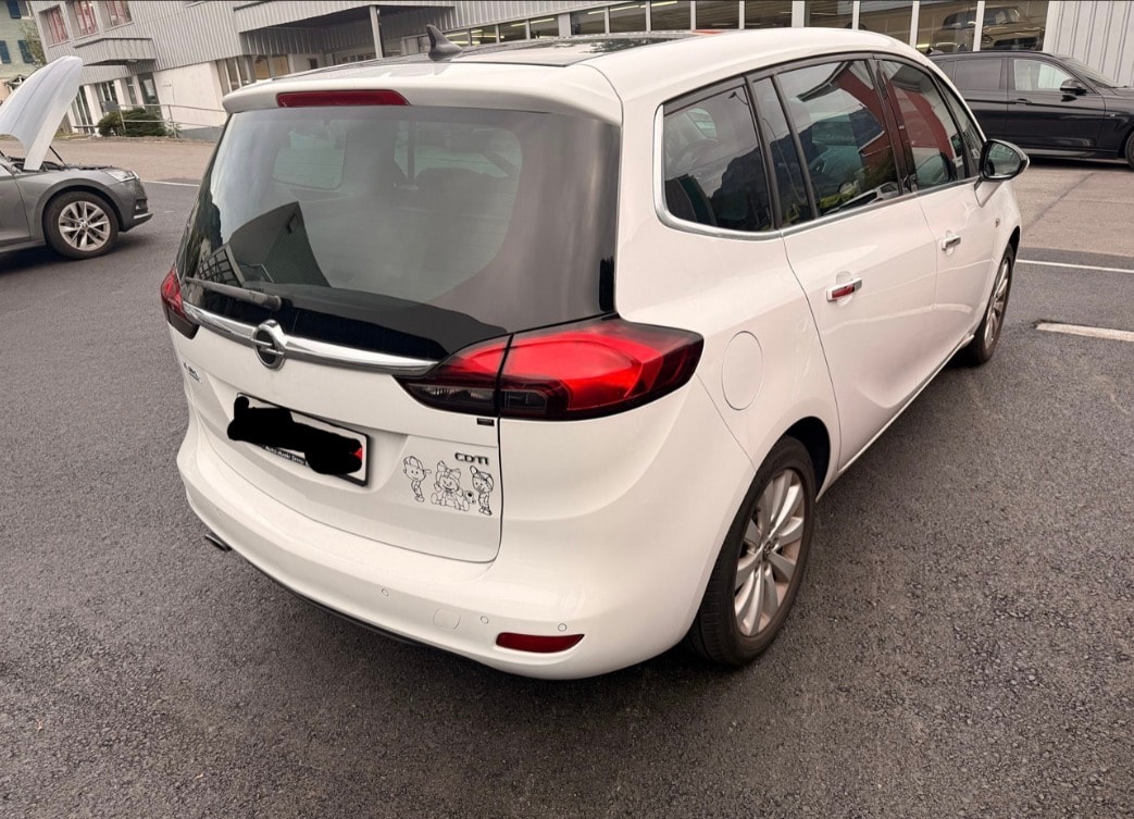 OPEL Zafira Tourer 2.0 CDTi Cosmo Automatic-image-2
