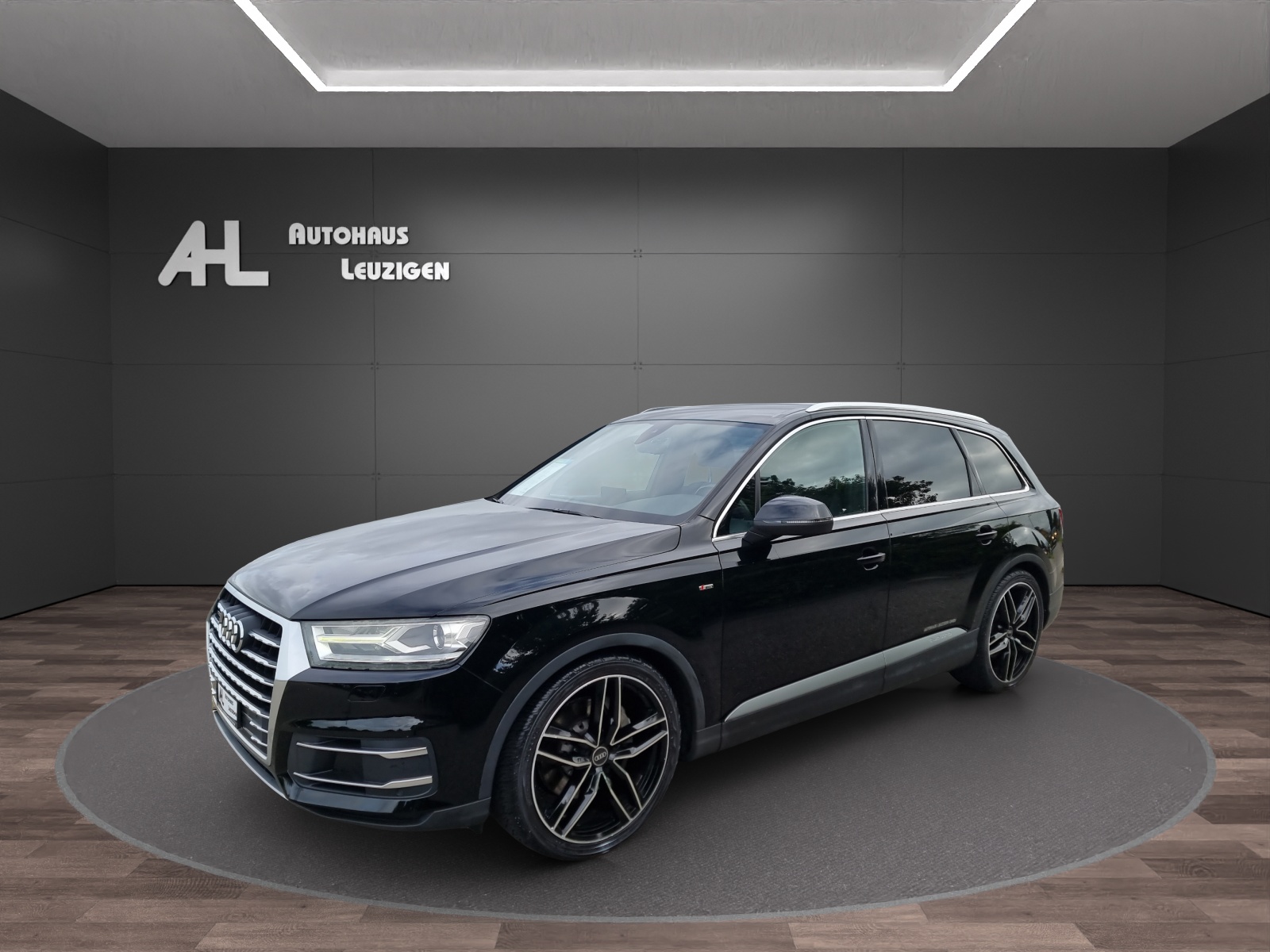 AUDI Q7 3.0 TDI quattro tiptronic 7 Plätzer-image-0