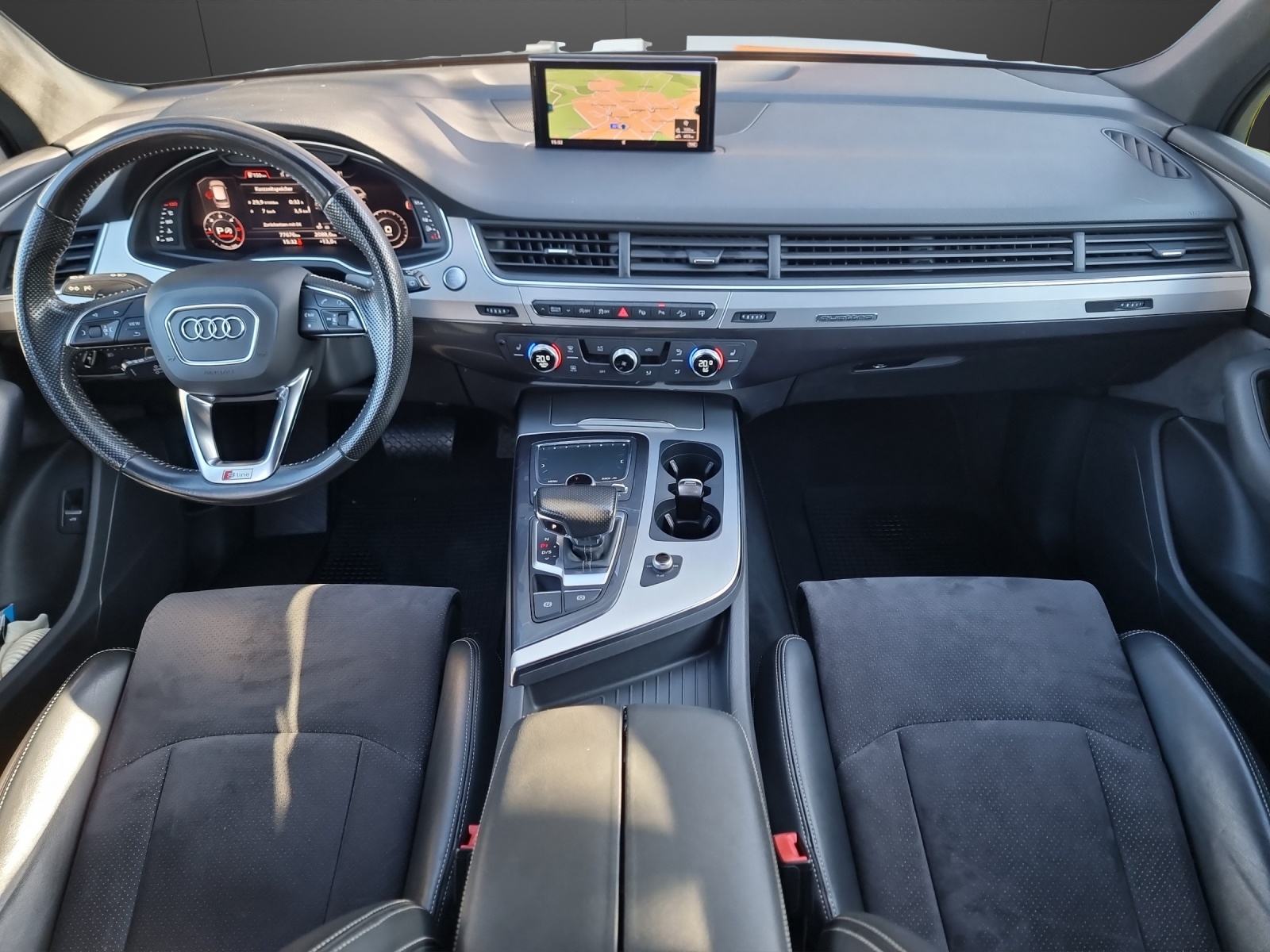 AUDI Q7 3.0 TDI quattro tiptronic 7 Plätzer-image-10