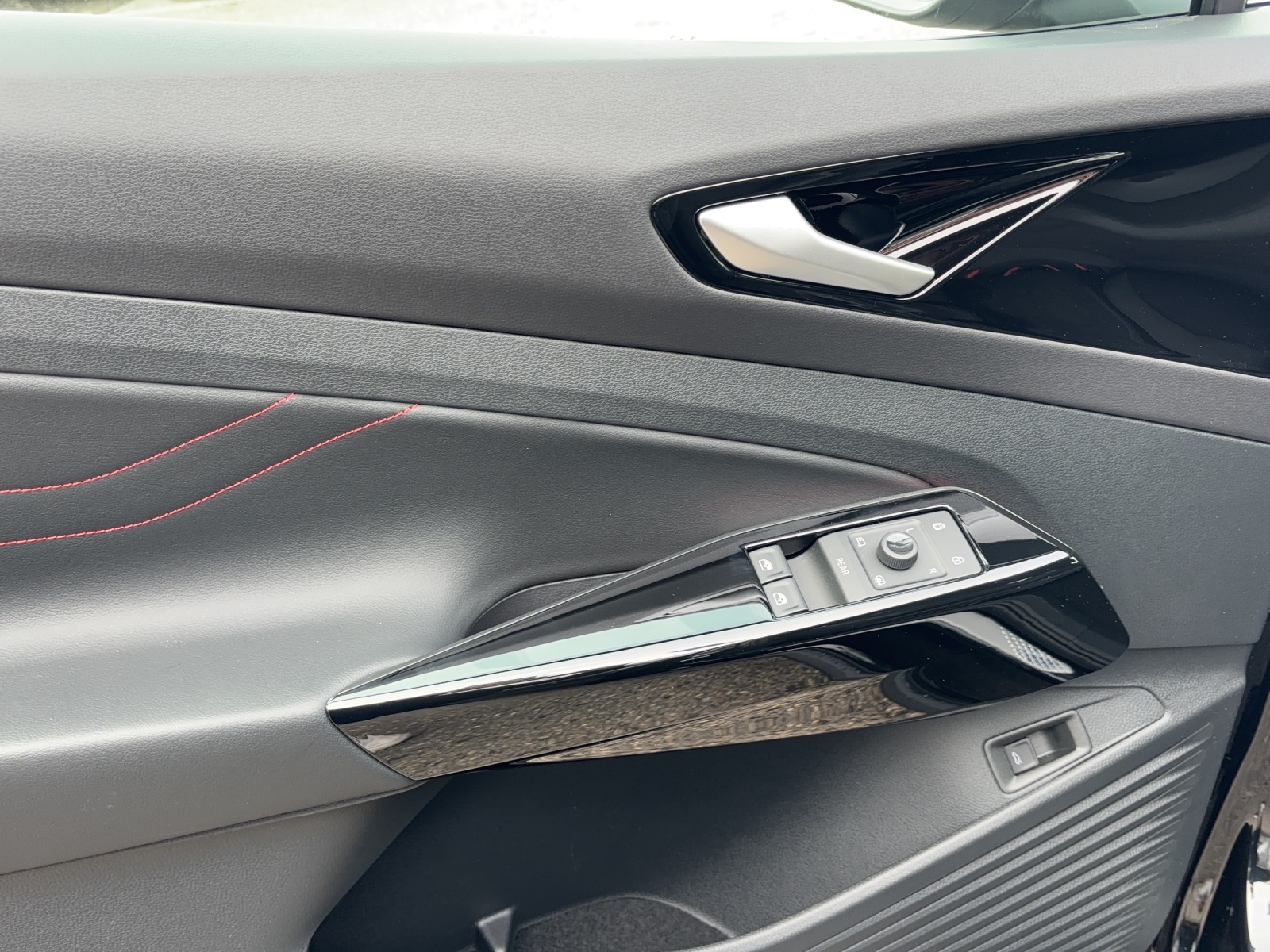 VW ID.5 GTX 77 kWh 4Motion-image-11