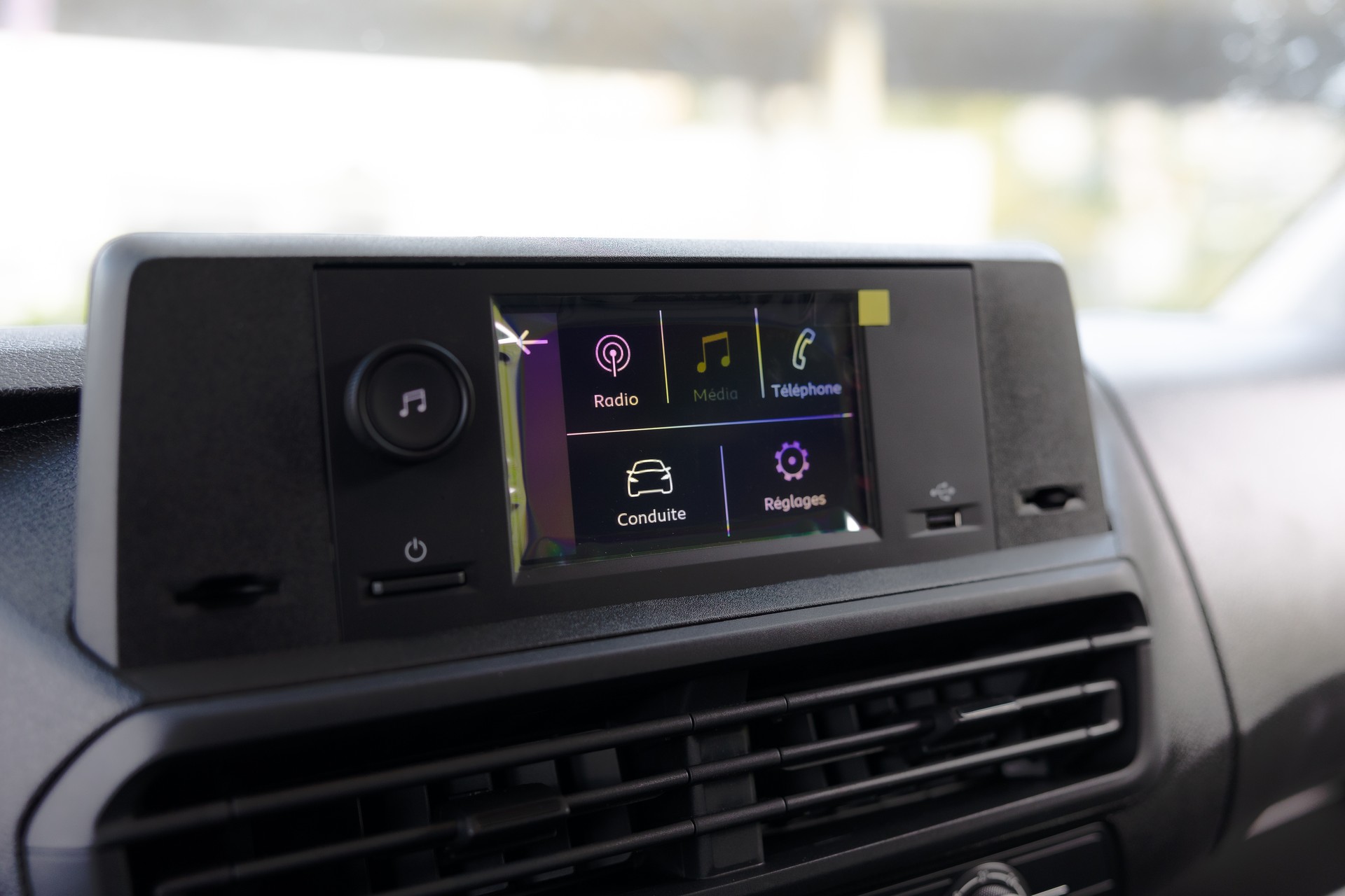 CITROEN NEW MODEL 2025 Jumpy (Frigo -20°) 2.0 BlueHDi 145 XL-image-9