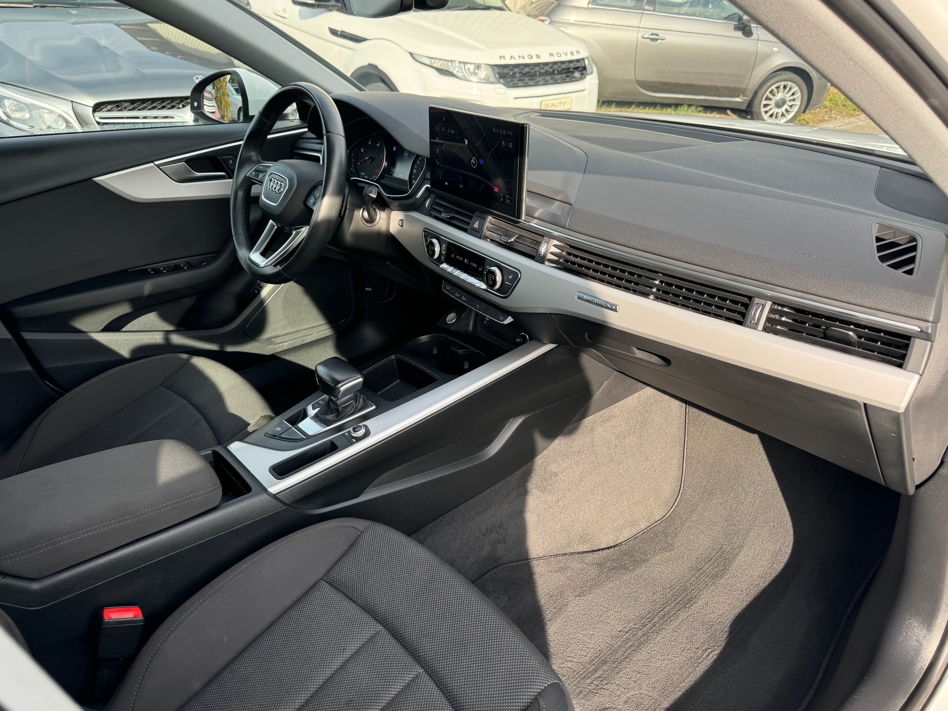 AUDI A4 Avant 40 TDI advanced quattro S-tronic-image-5