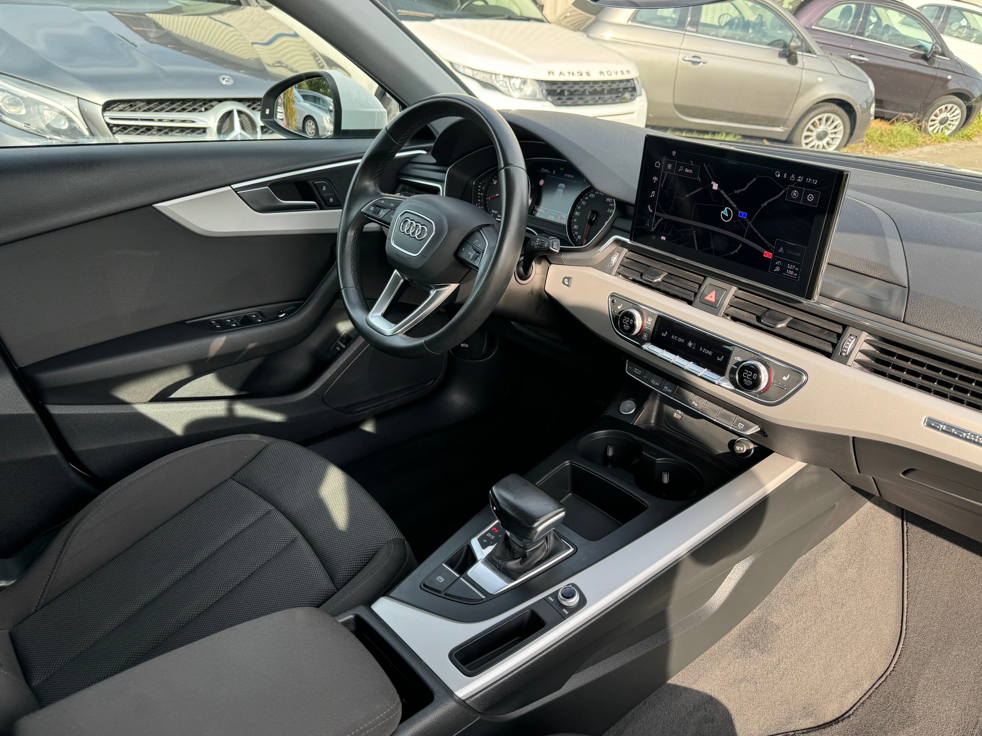 AUDI A4 Avant 40 TDI advanced quattro S-tronic-image-6