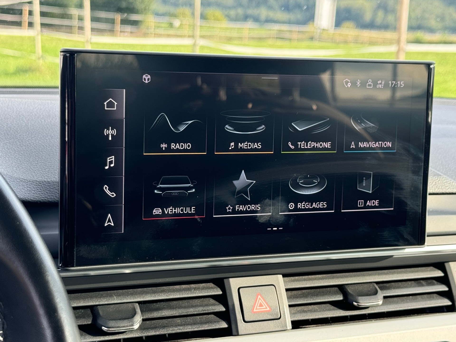 AUDI A4 Avant 40 TDI advanced quattro S-tronic-image-12