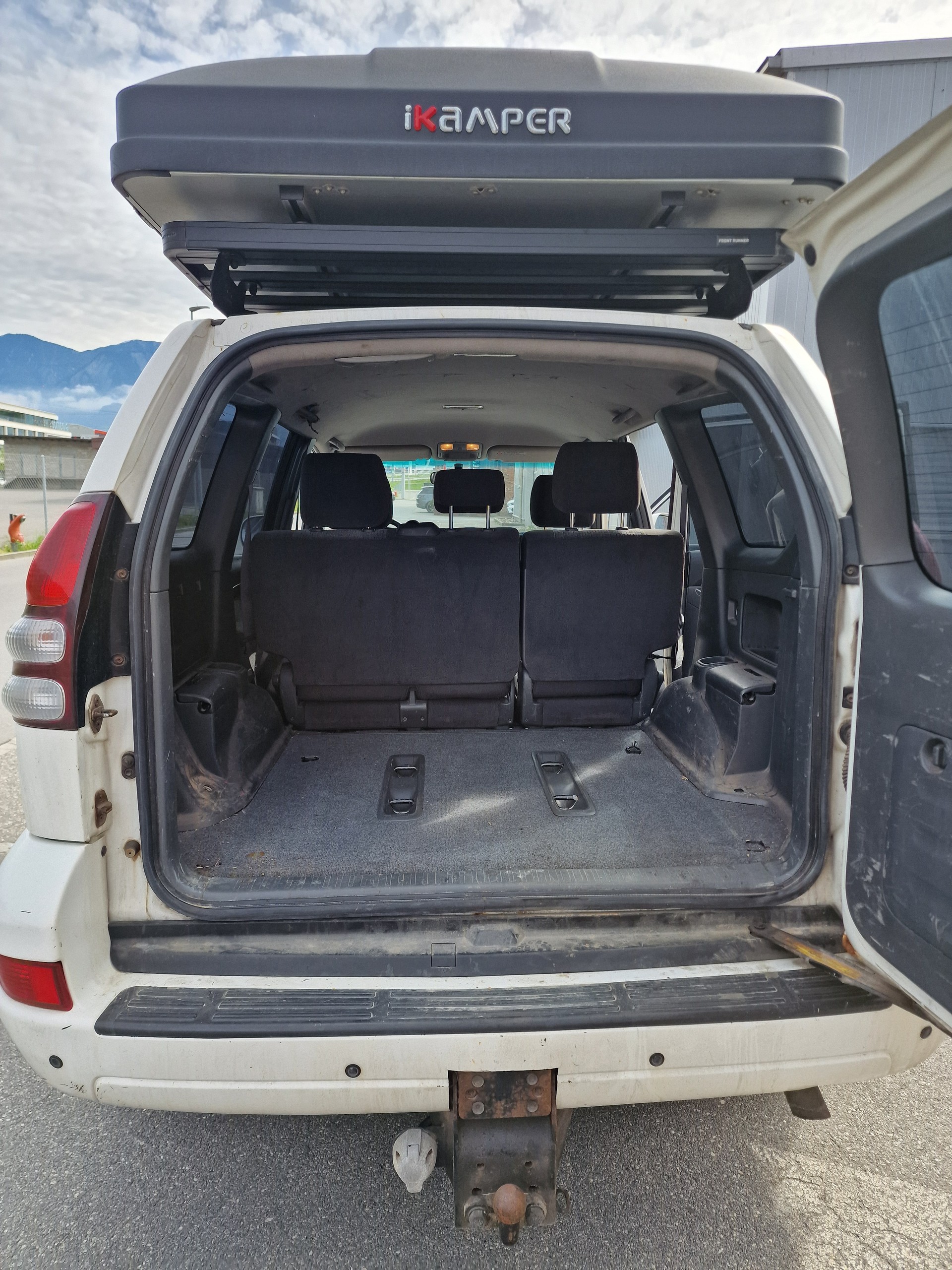 TOYOTA Land Cruiser 3.0 TD Linea Terra-image-5