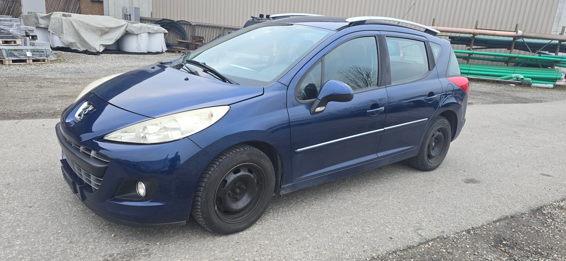 PEUGEOT 207 SW 1.4 16V Sport-image-1