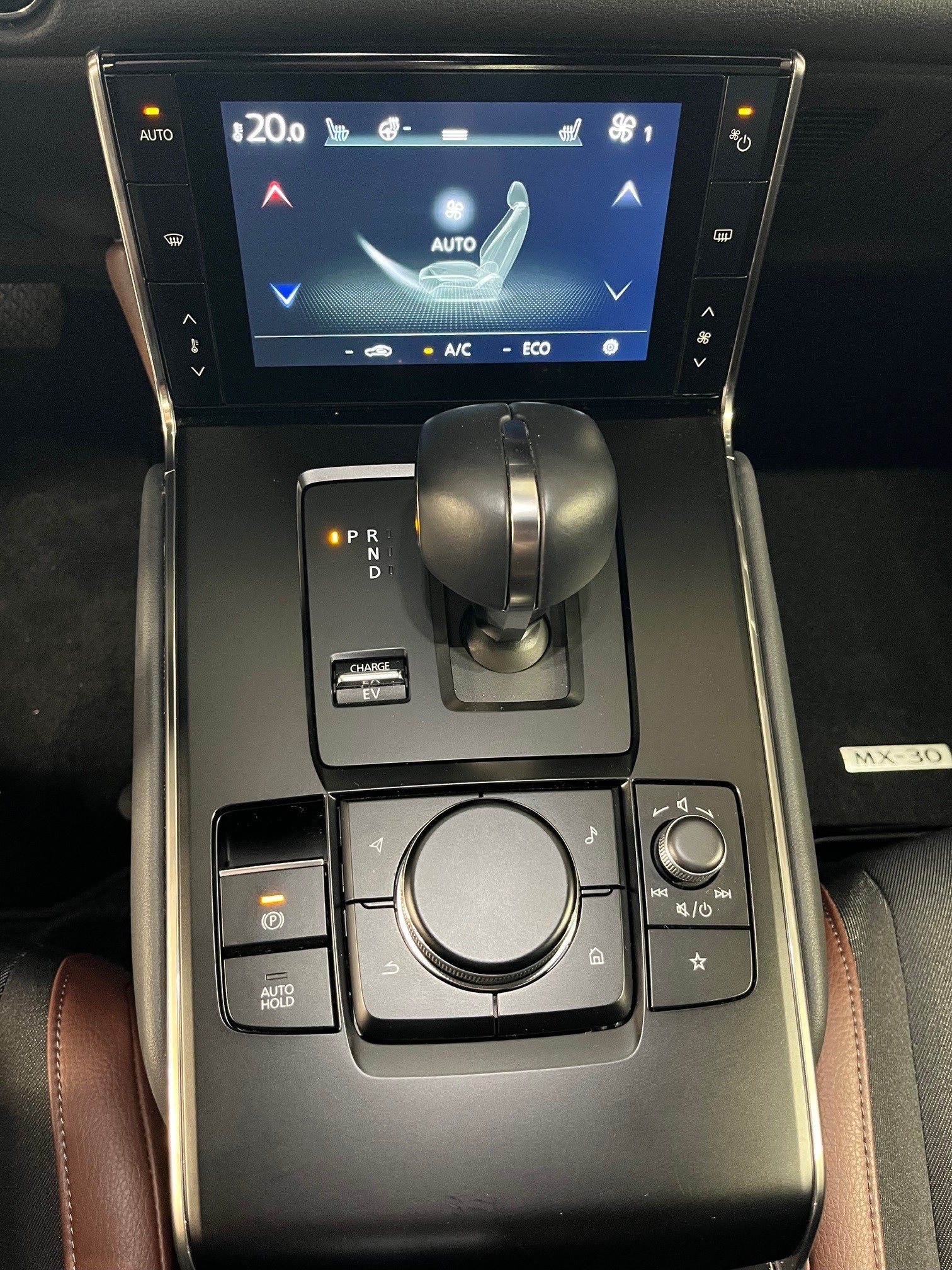 MAZDA MX-30 PHEV e-Skyactiv R-EV 170 Makoto-image-12
