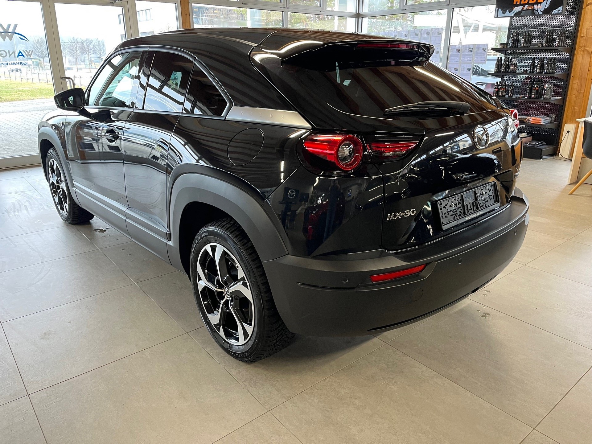 MAZDA MX-30 PHEV e-Skyactiv R-EV 170 Makoto-image-5