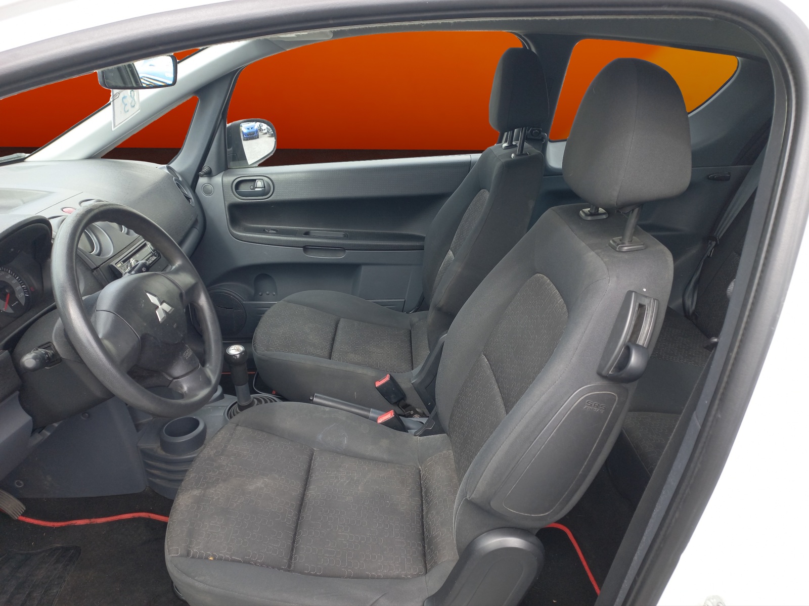 MITSUBISHI Colt 1.1 12V-image-9
