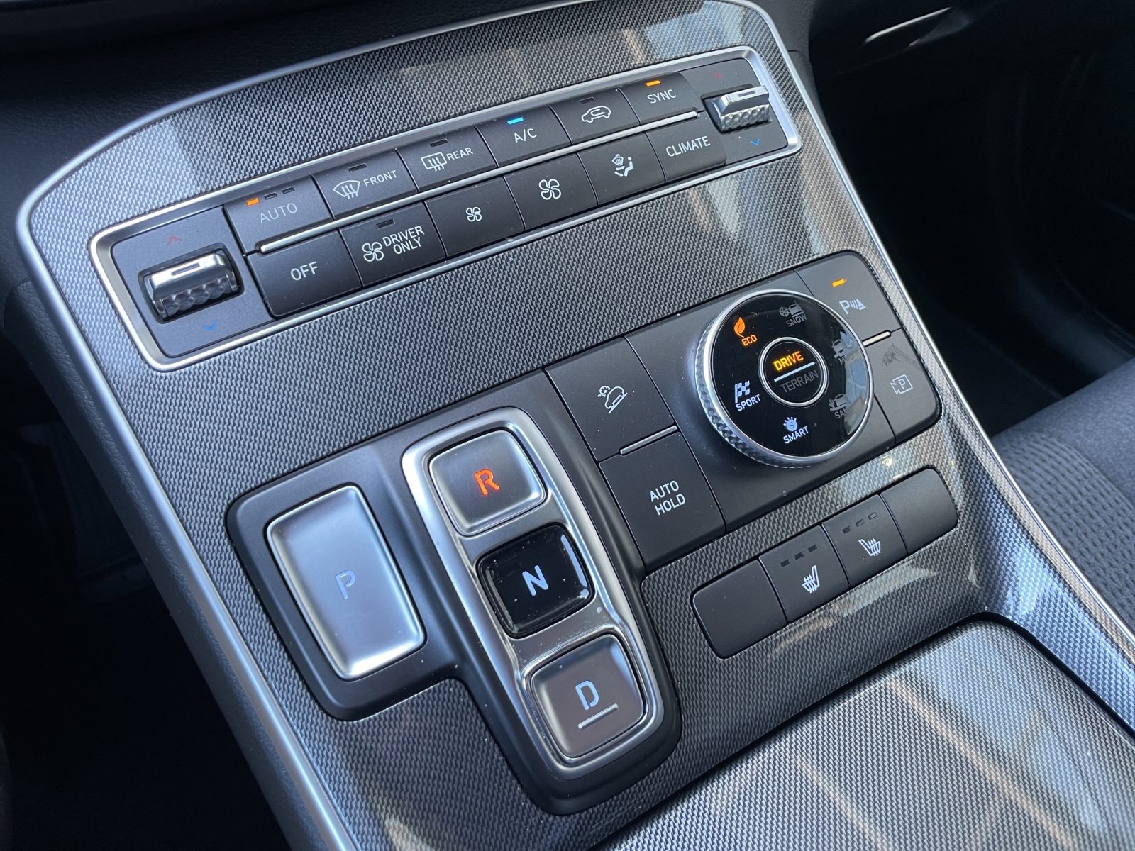 HYUNDAI Santa Fe 1.6 T-GDi HEV Origo-image-12