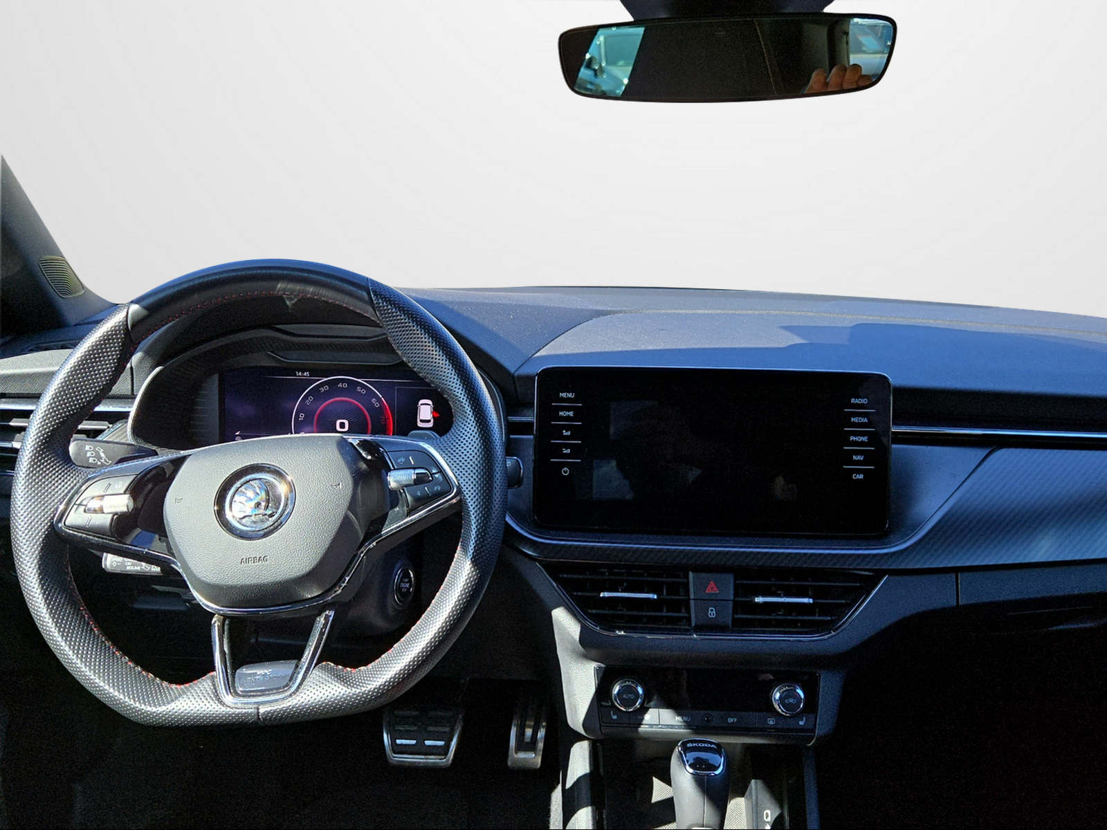SKODA Kamiq 1.0 TSI Monte Carlo DSG-image-10
