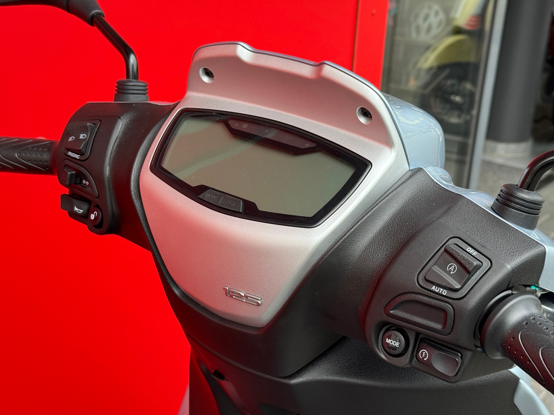 PIAGGIO Medley 125 E5+-image-7