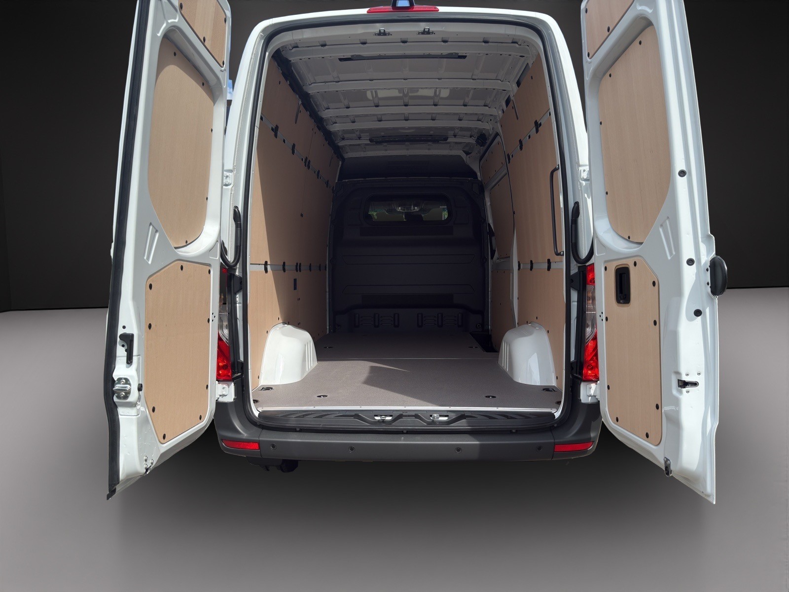 MERCEDES-BENZ Sprinter 319 CDI Standard 9G-TRONIC-image-9