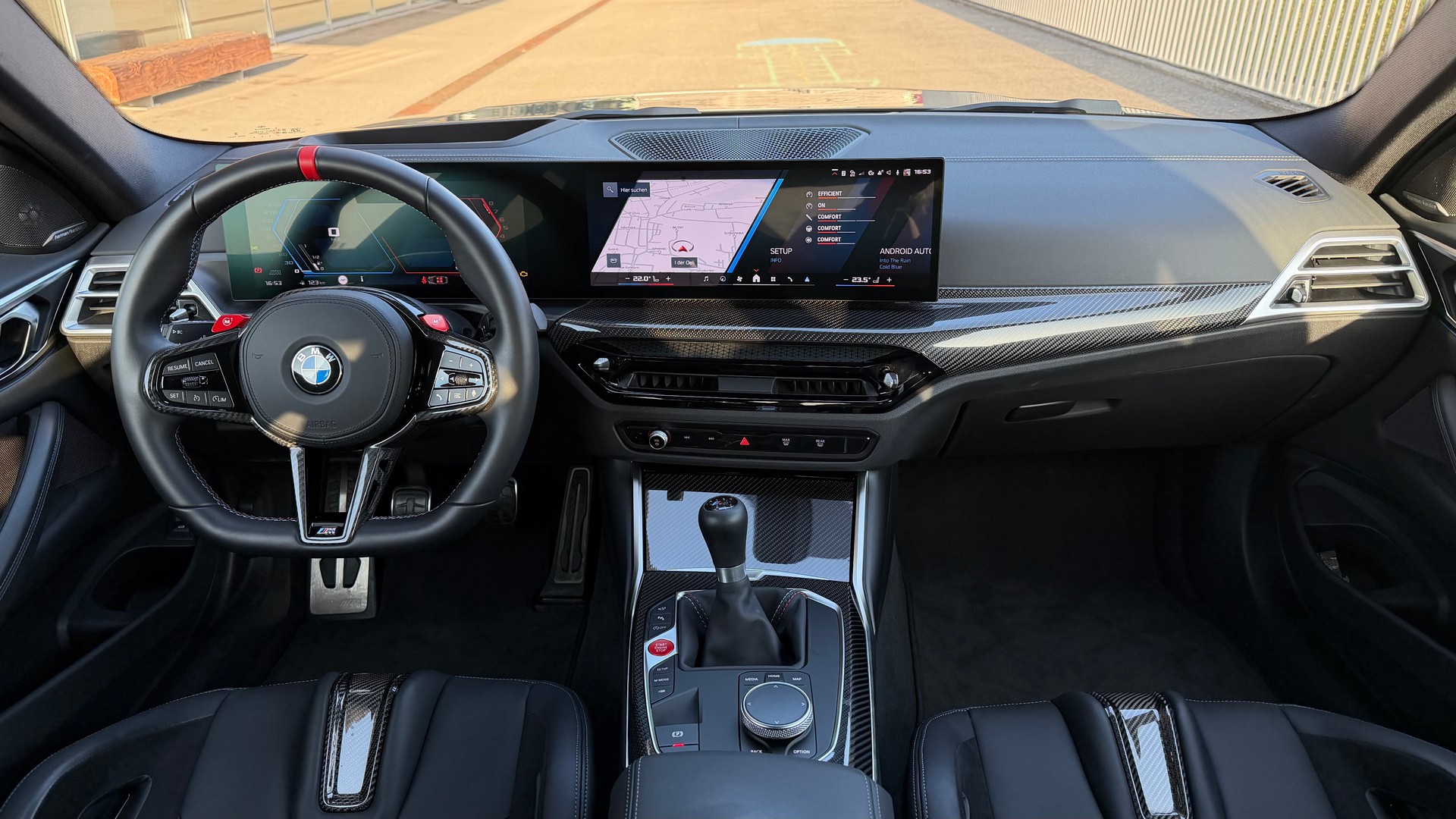 BMW M4 Coupé-image-2
