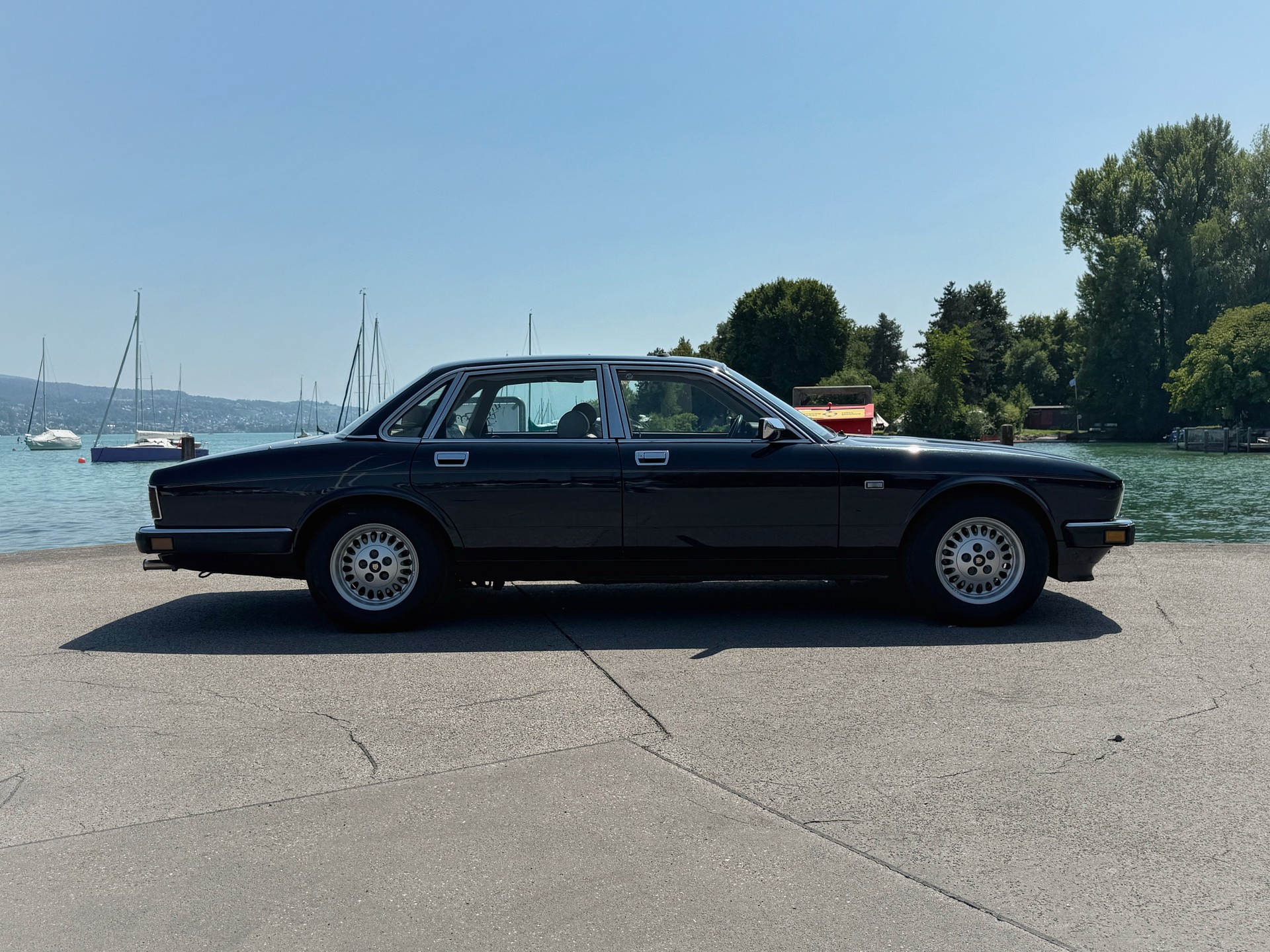 JAGUAR XJ6 4.0 Sovereign • nur 40’000 km • ab MFK-image-2