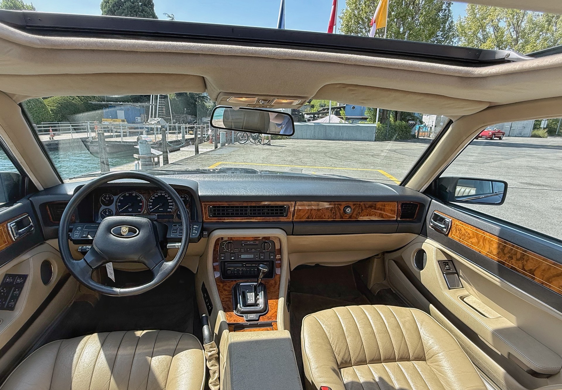 JAGUAR XJ6 4.0 Sovereign • nur 40’000 km • ab MFK-image-11