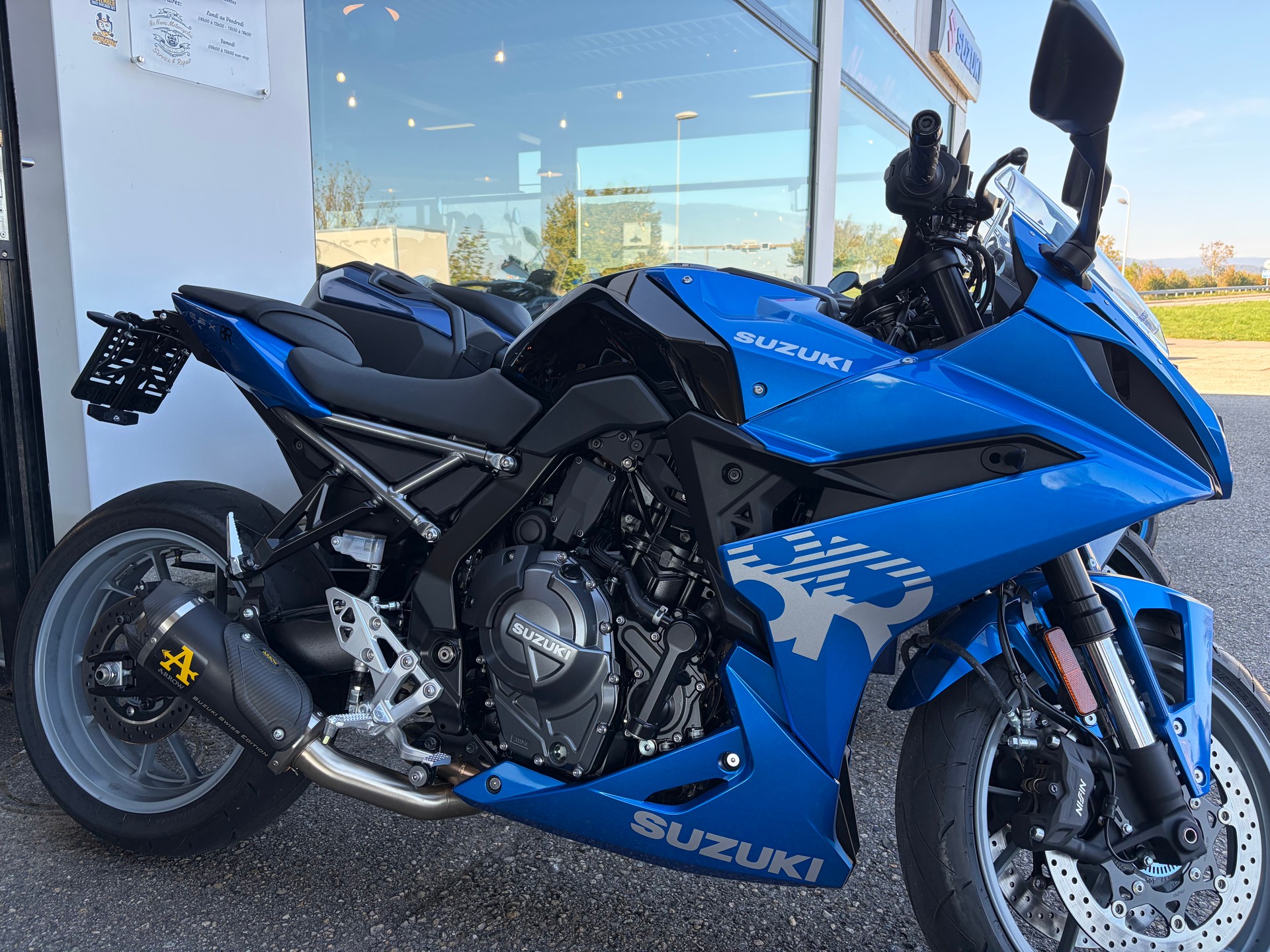 SUZUKI GSX 8 R