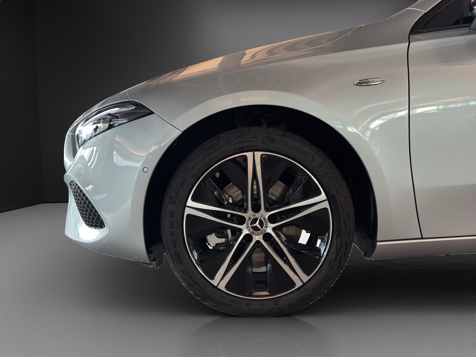 MERCEDES-BENZ A 250 e EQ Star 8G-DCT-image-7
