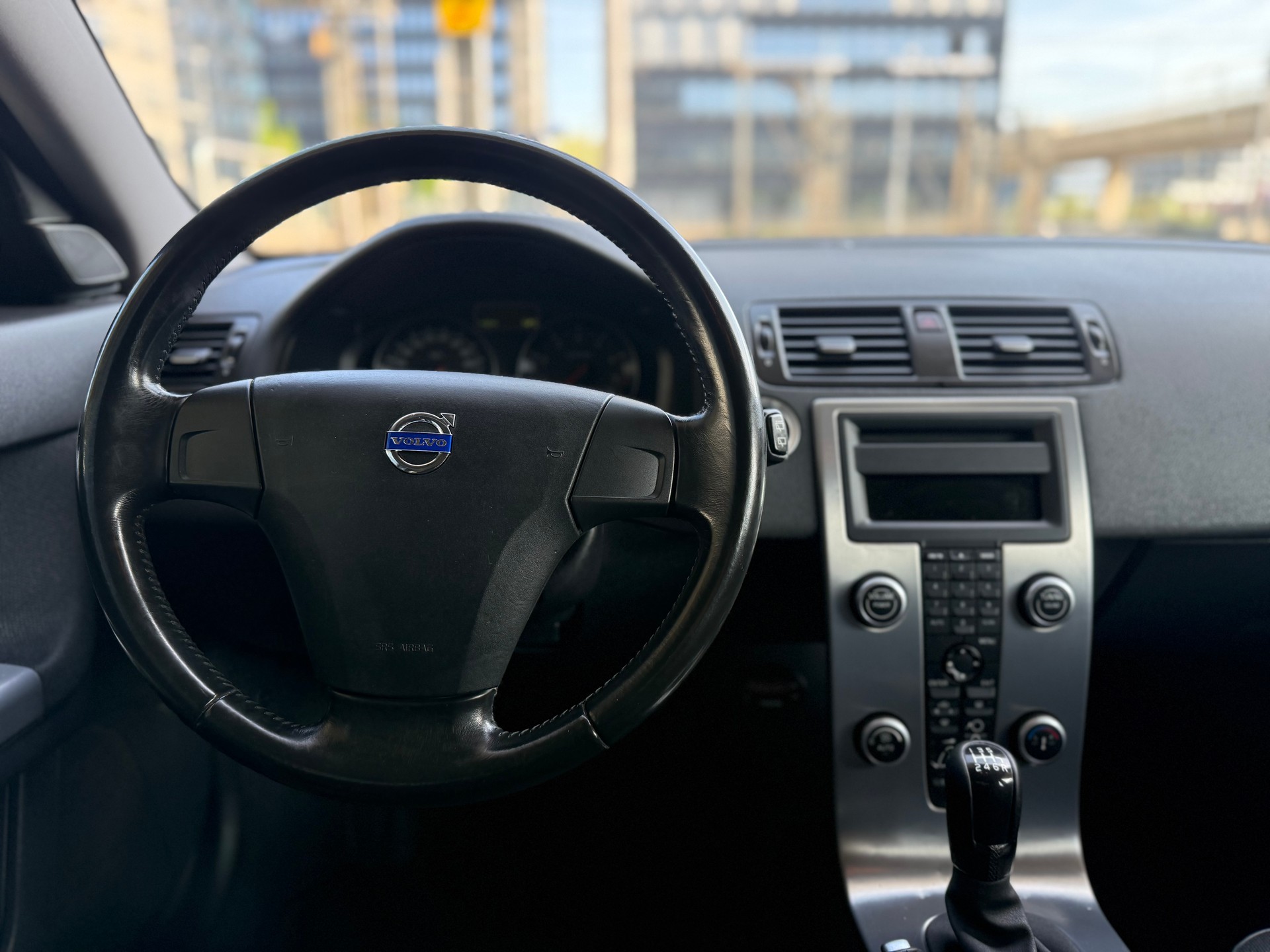 VOLVO V50 T5 Kinetic-image-9