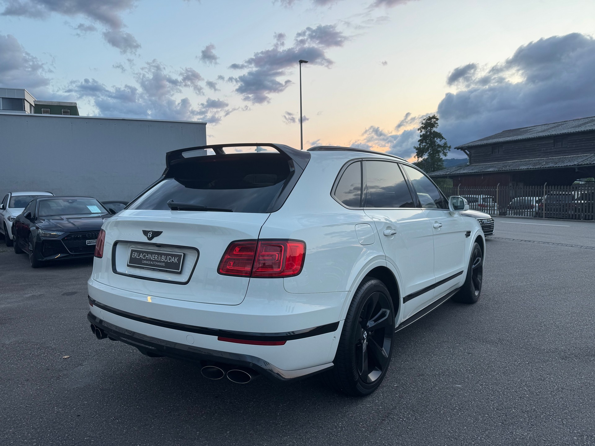 BENTLEY Bentayga W12-image-3