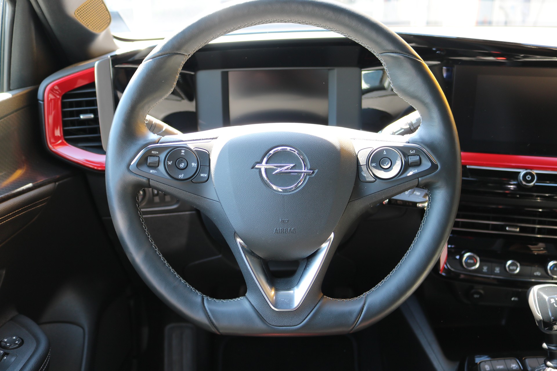 OPEL Mokka 1.2Turbo GS Line Automat-image-3