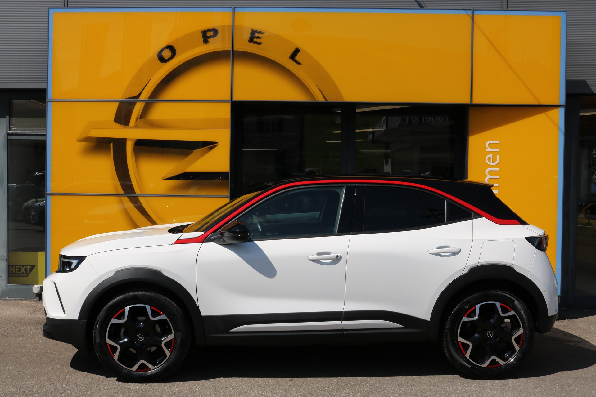 OPEL Mokka 1.2Turbo GS Line Automat-image-1