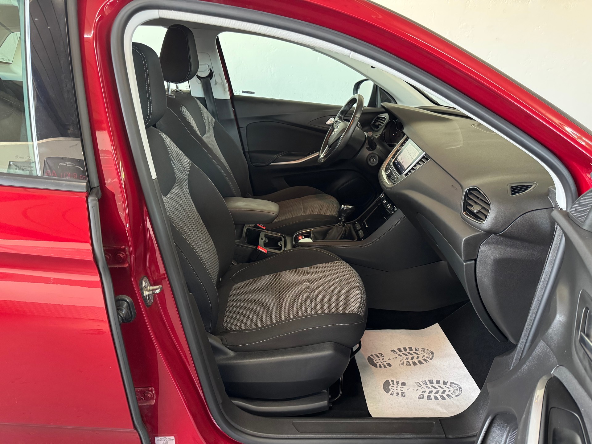 OPEL Grandland X 1.2i TP Ultimate-image-17
