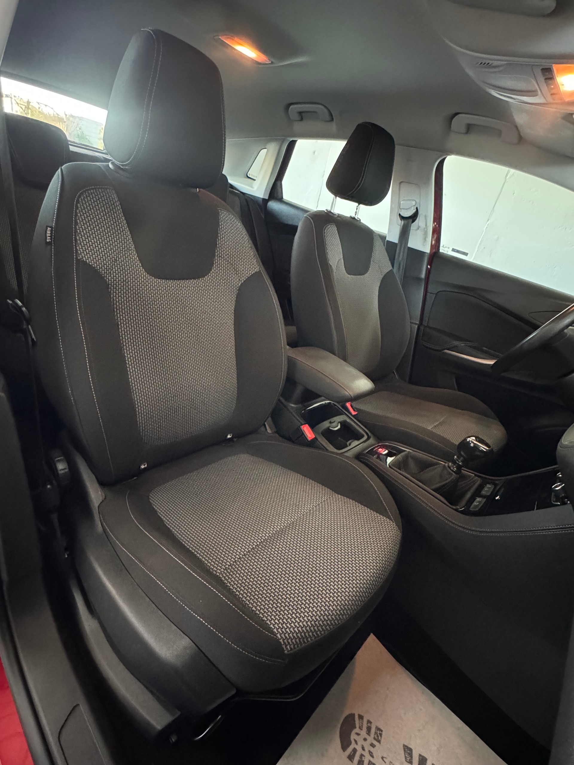 OPEL Grandland X 1.2i TP Ultimate-image-18