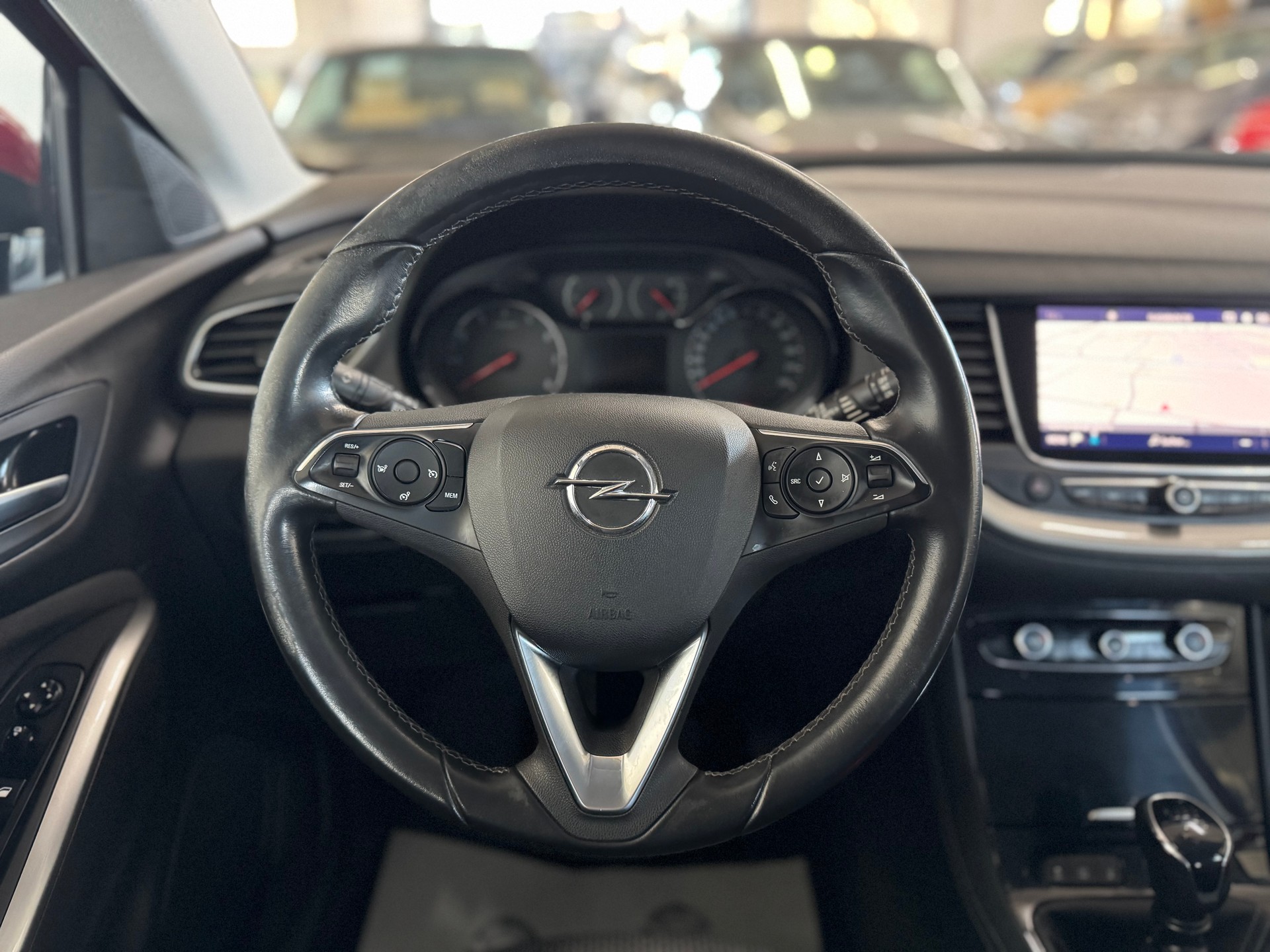 OPEL Grandland X 1.2i TP Ultimate-image-16