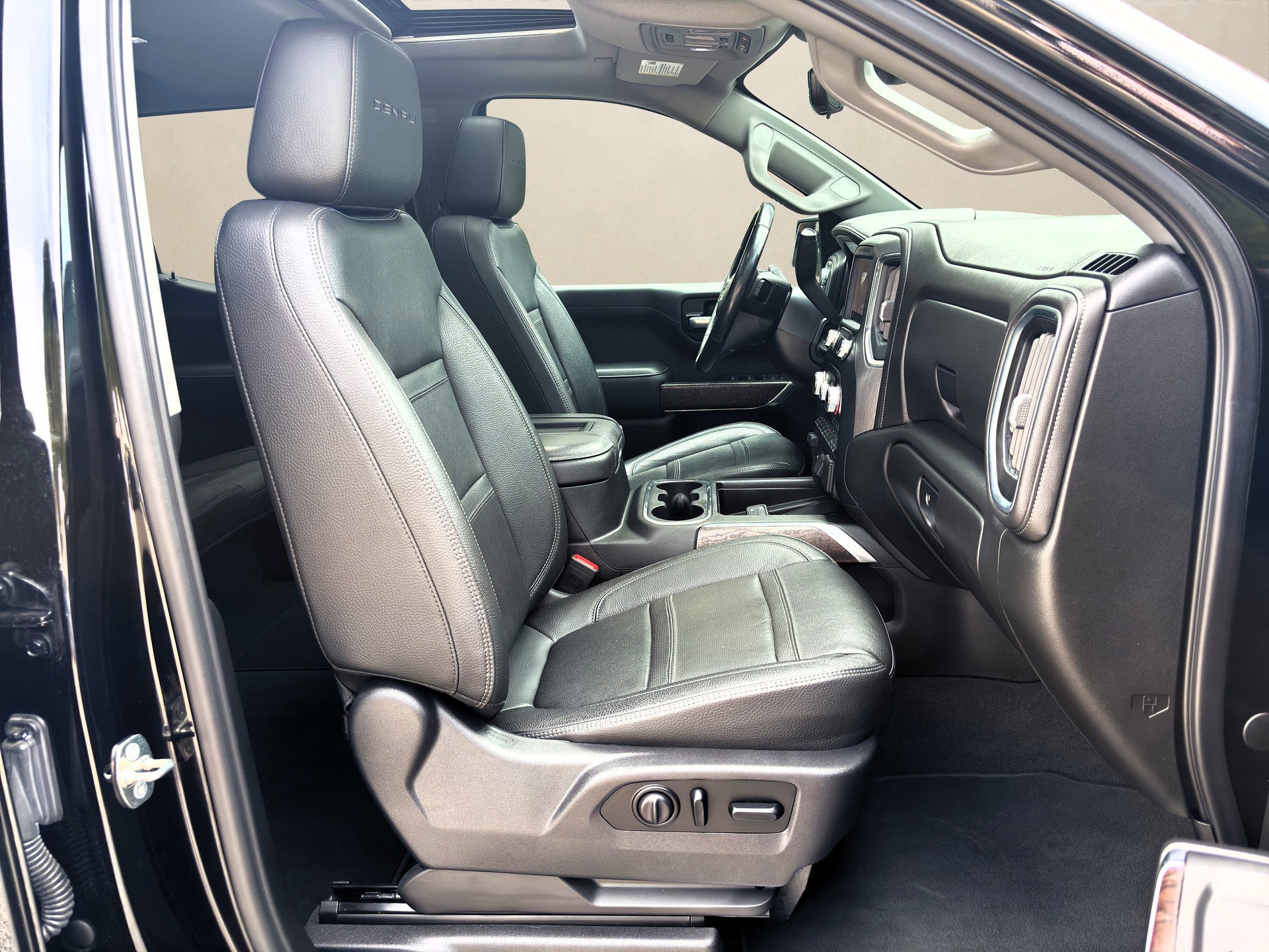 GMC Sierra Denali 1500 6.2 L V8 *3,5 T AHK*-image-9