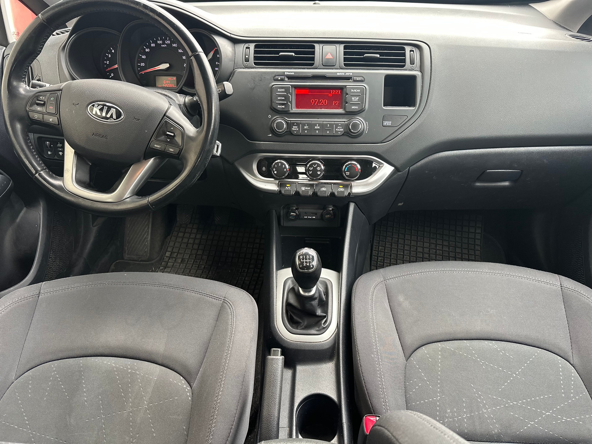 KIA Rio 1.4 CRDi Style-image-10
