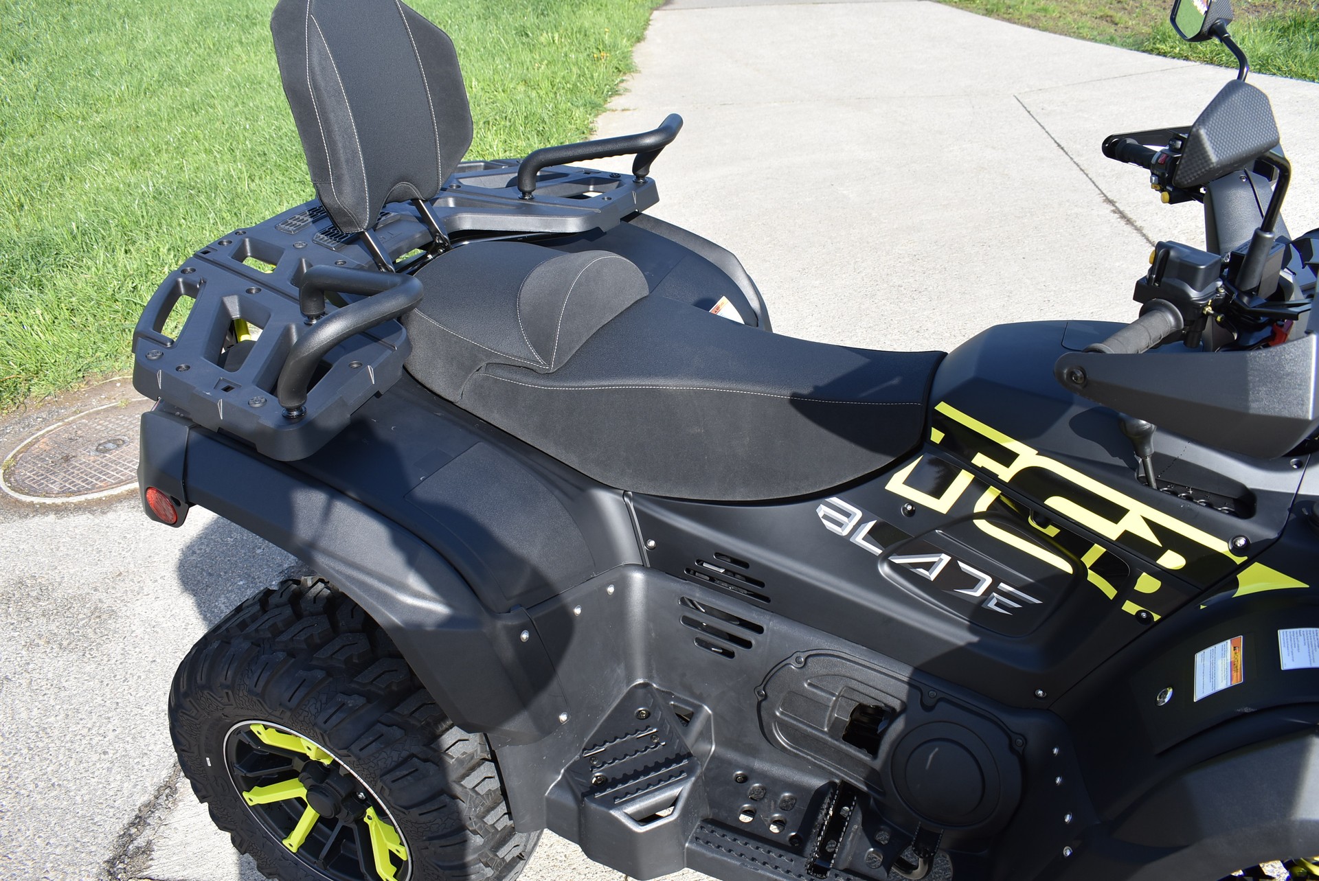 TGB Blade 1000 EFI LT Touring 4x4-image-9