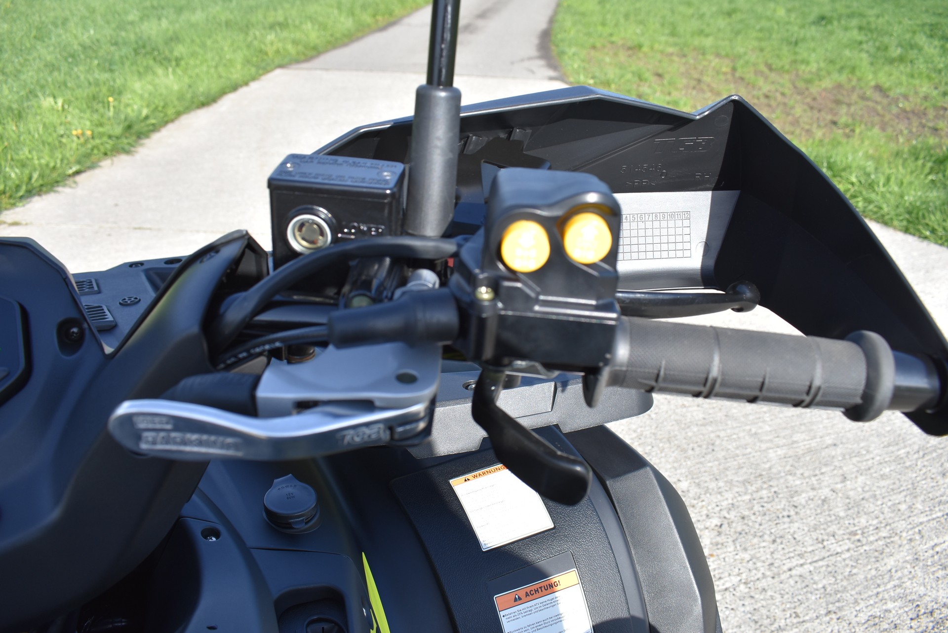 TGB Blade 1000 EFI LT Touring 4x4-image-12