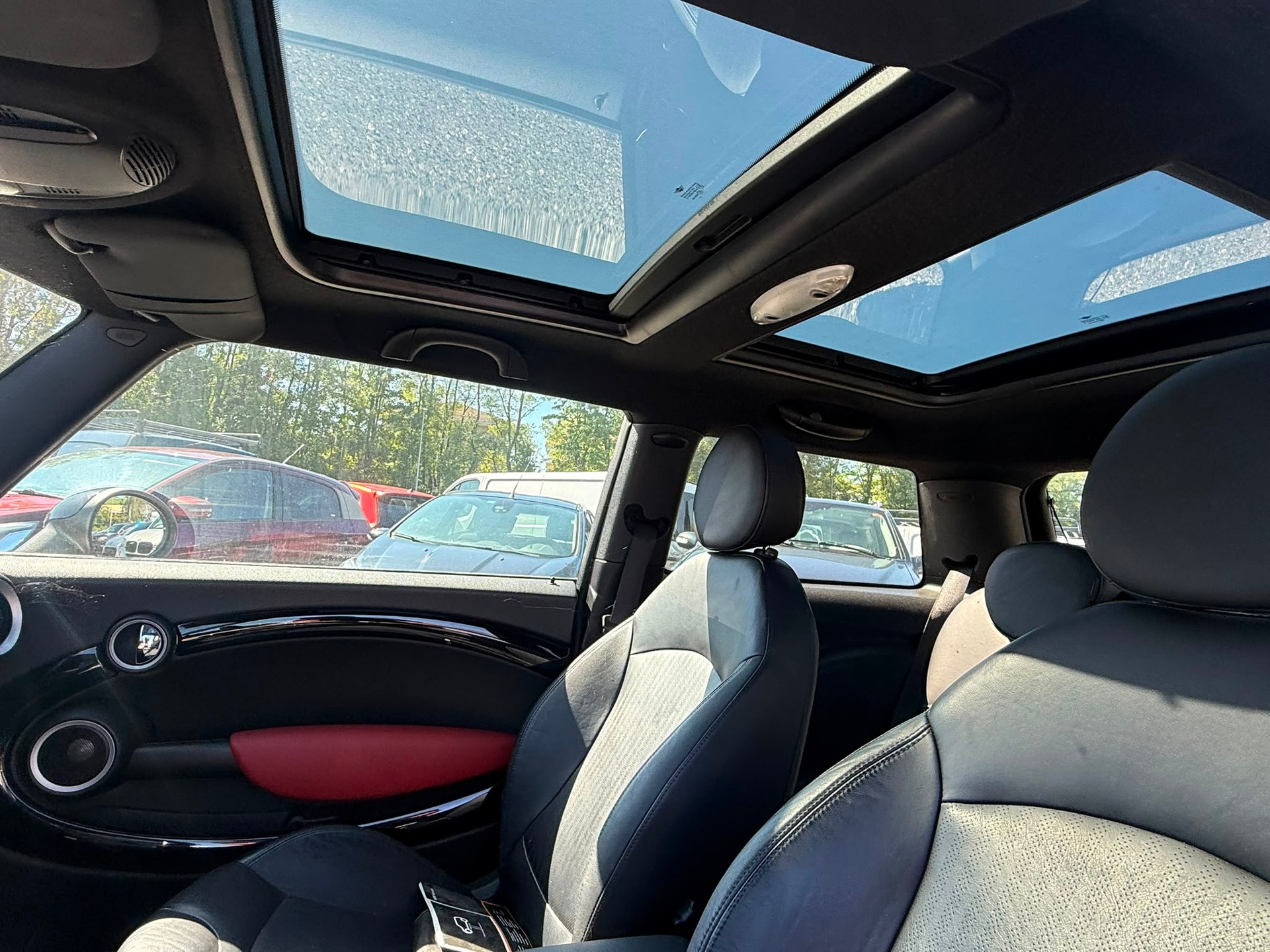 MINI Cooper John Cooper Works-image-8
