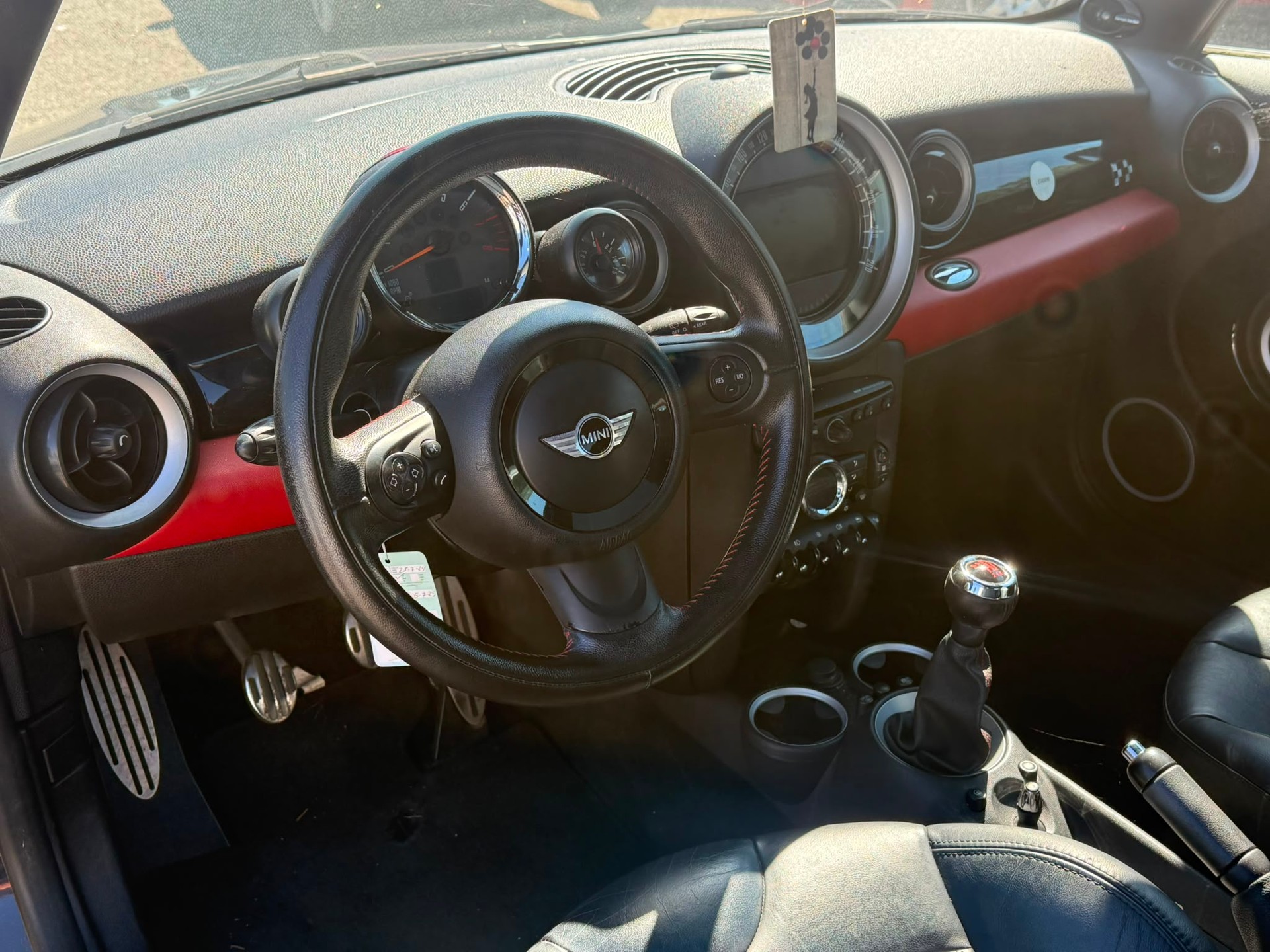 MINI Cooper John Cooper Works-image-7