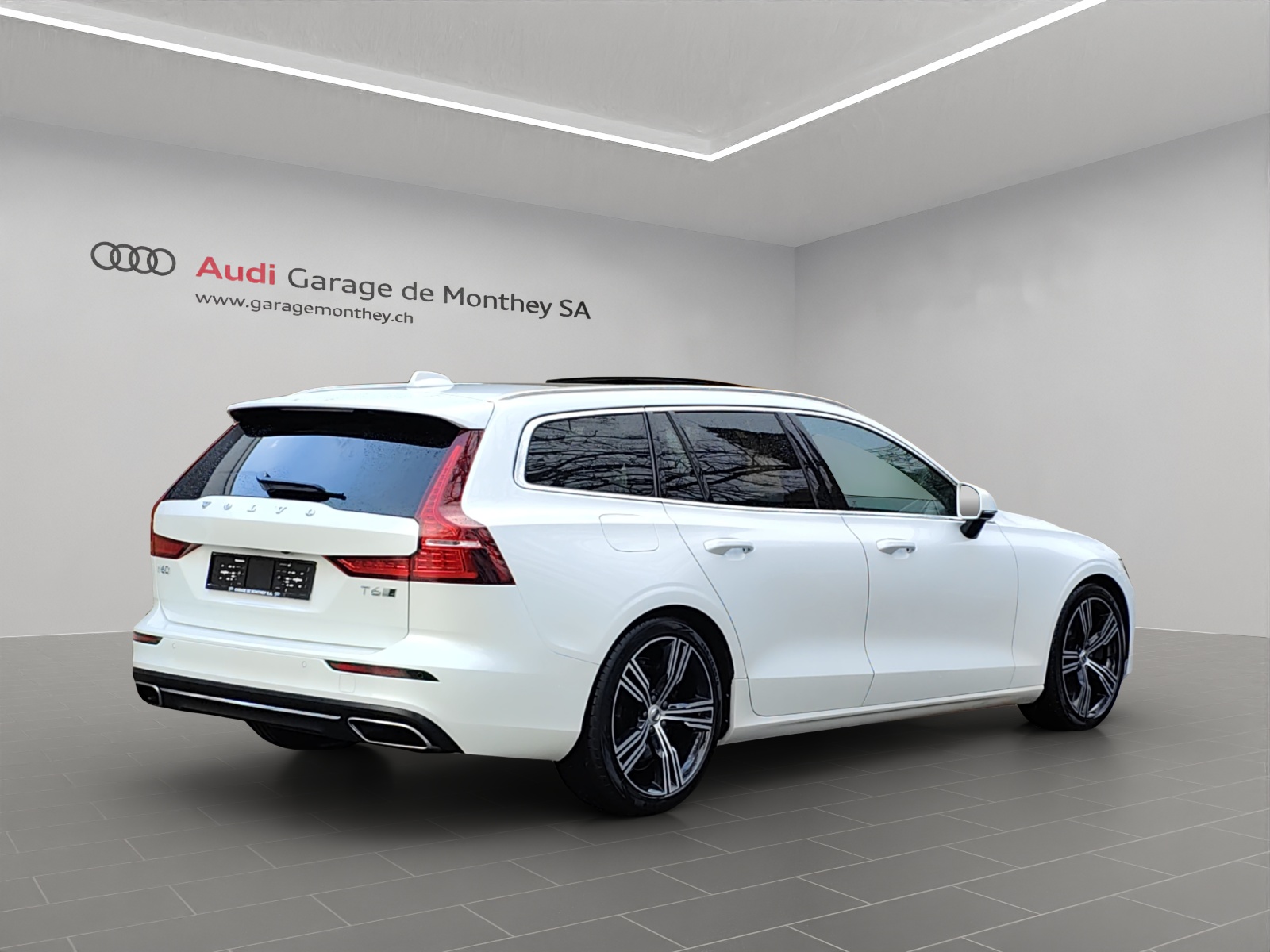 VOLVO V60 T6 AWD Inscription Geartronic-image-4