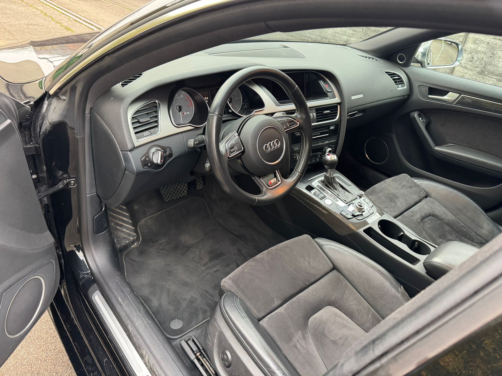 AUDI S5 Sportback 3.0 TFSI quattro S-tronic-image-8