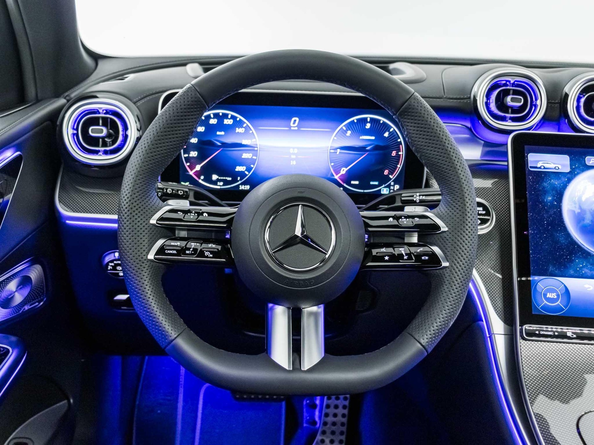 MERCEDES-BENZ GLC 450 d 4MATIC-image-10