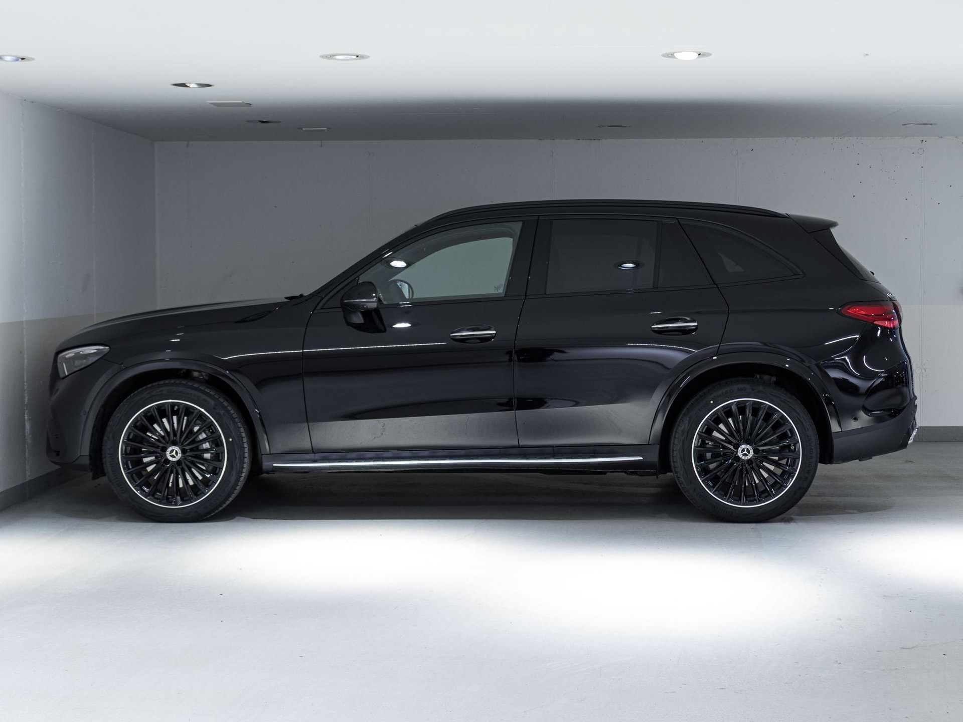 MERCEDES-BENZ GLC 450 d 4MATIC-image-4