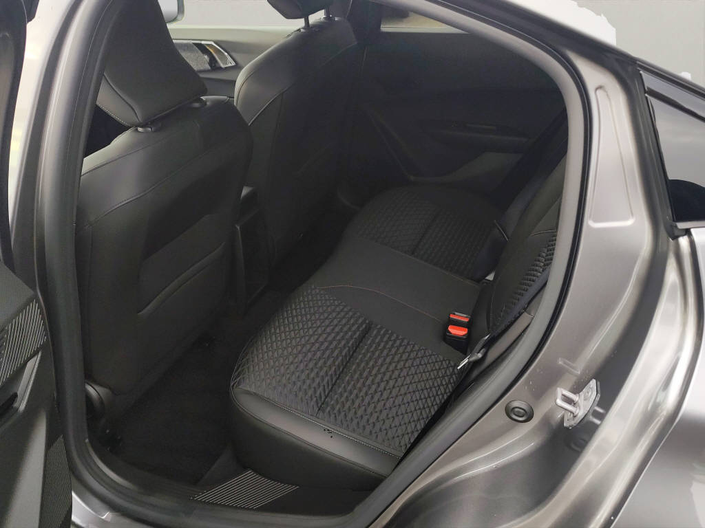 RENAULT Clio 1.8 E-Tech techno-image-7
