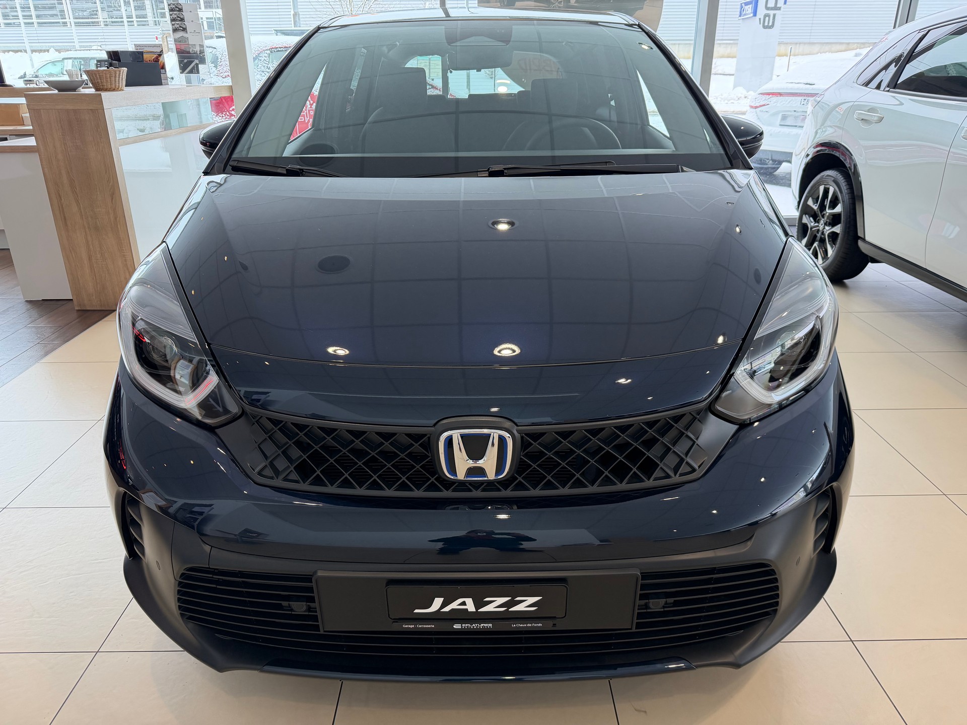 HONDA Jazz 1.5i-MMD Advance E-CVT-image-3