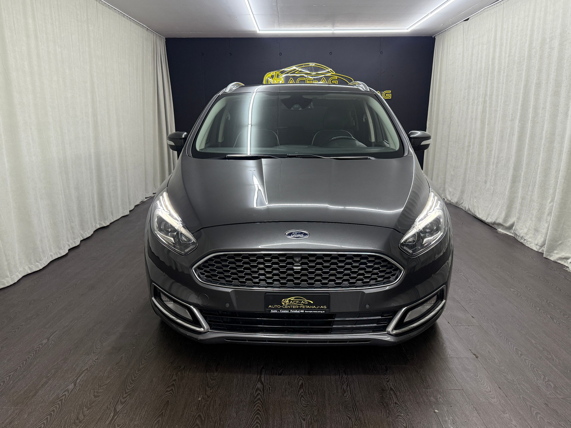FORD S-Max 2.0 TDCi Vignale PowerShift-image-1