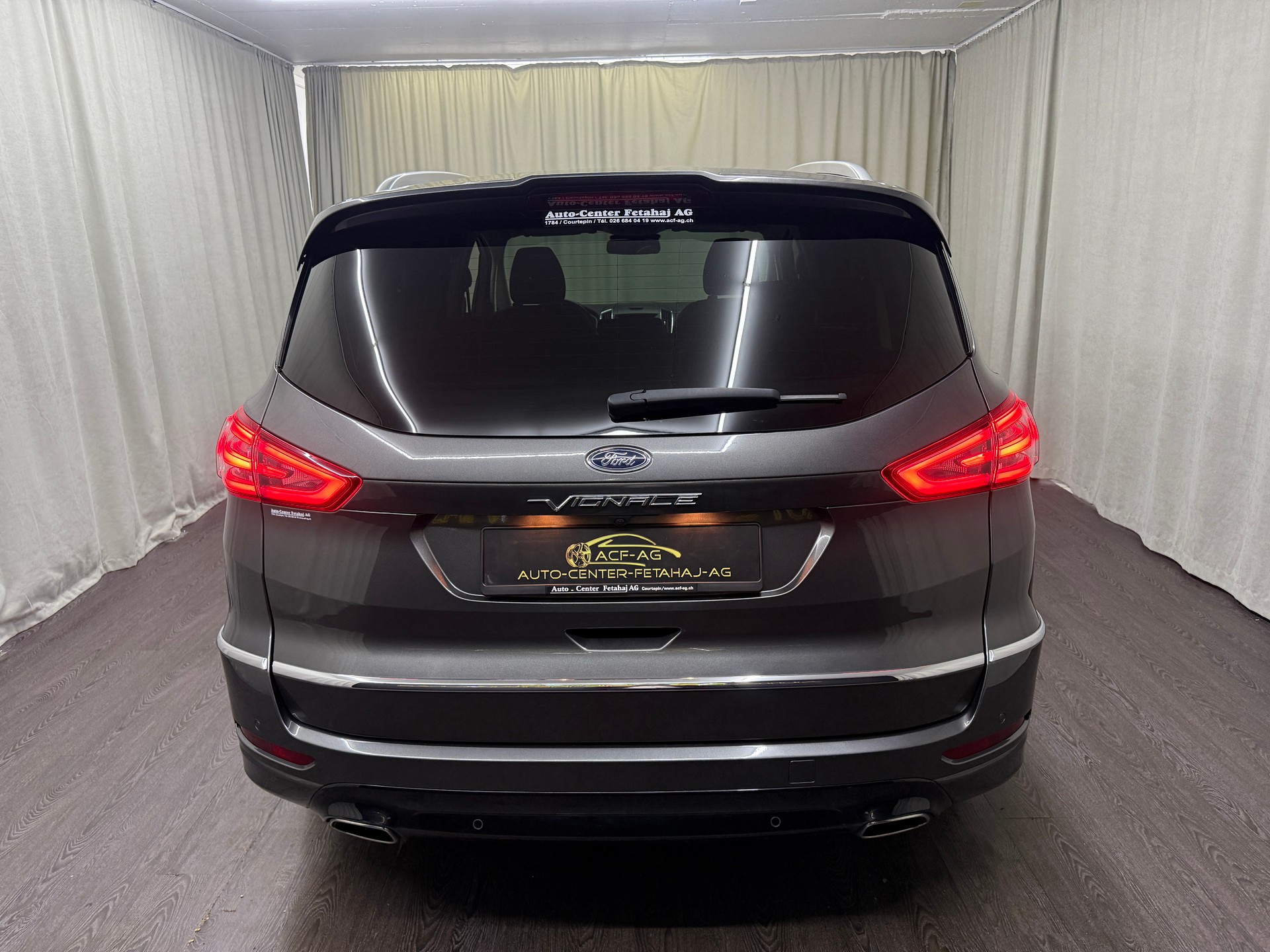 FORD S-Max 2.0 TDCi Vignale PowerShift-image-4