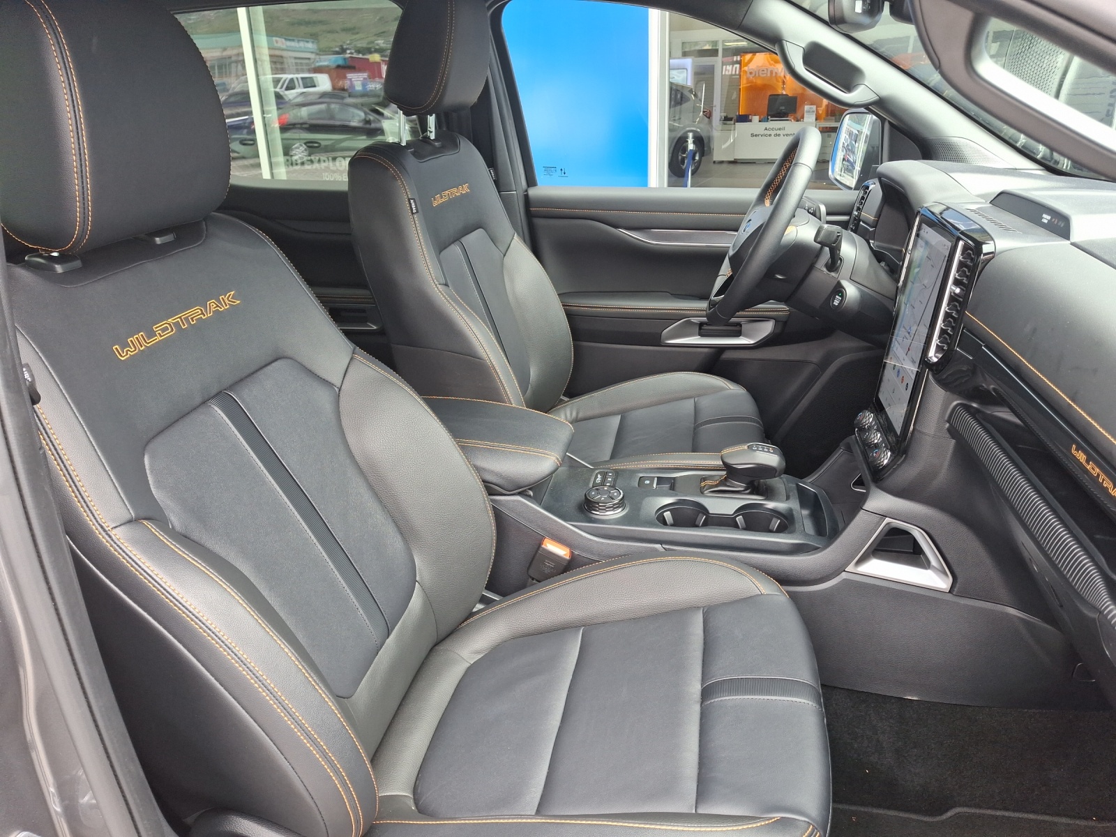 FORD Ranger Wildtrak 2.0 Diesel Eco Blue e-4WD-image-8